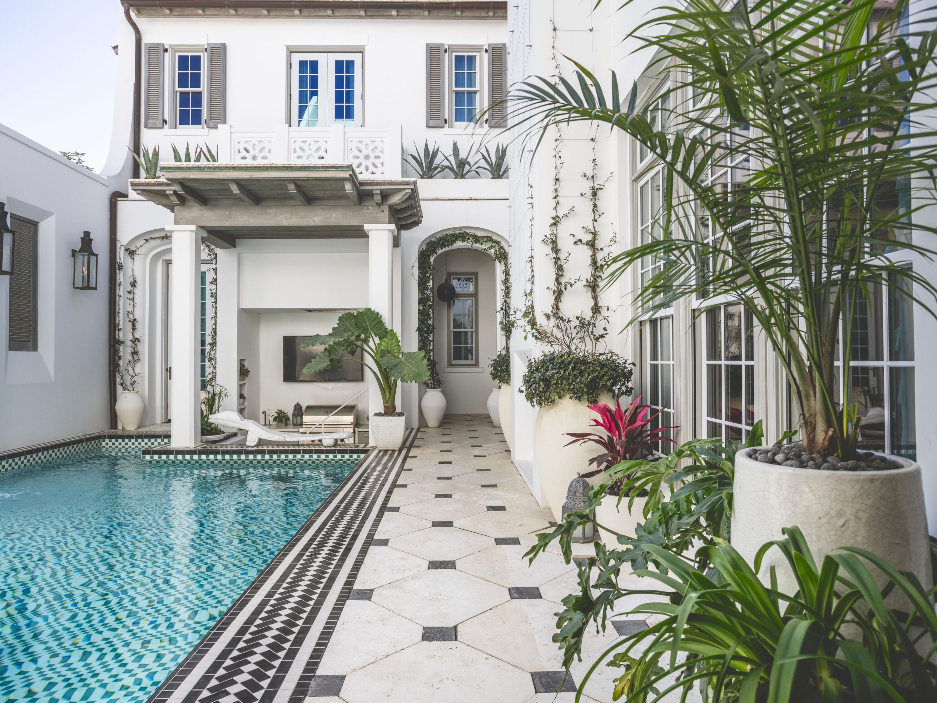 ALYS BEACH - Residential