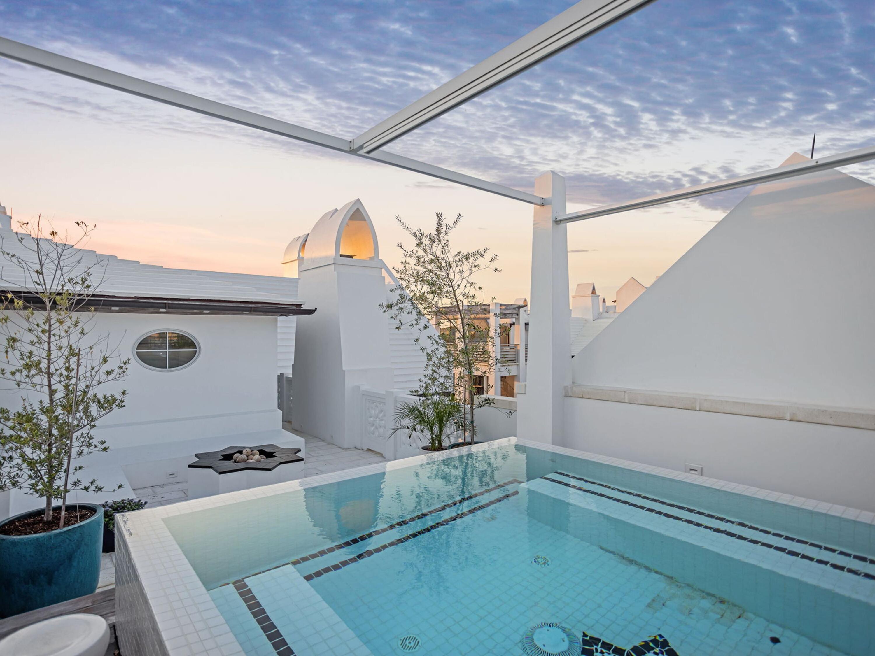 ALYS BEACH - Residential