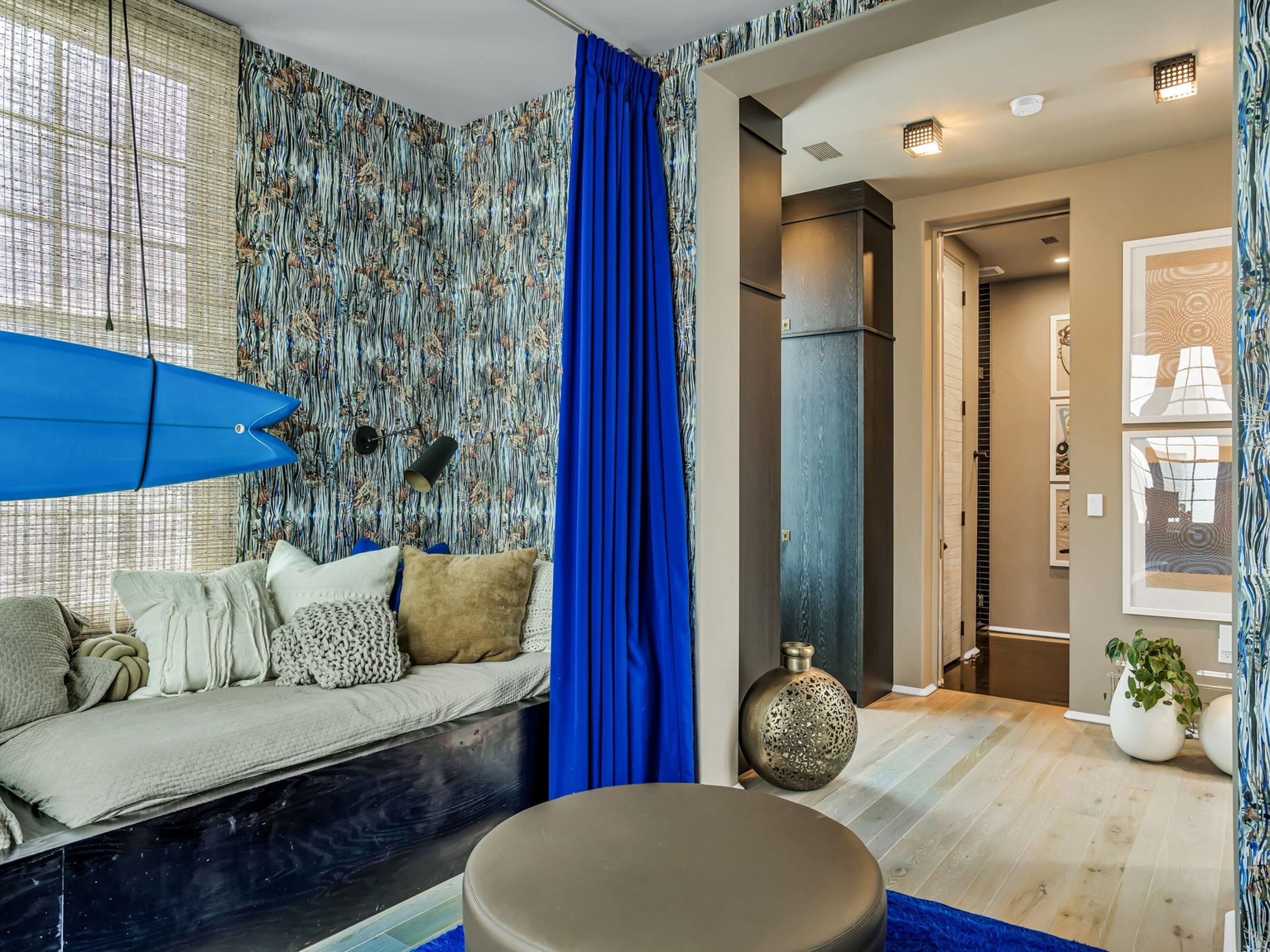 ALYS BEACH - Residential