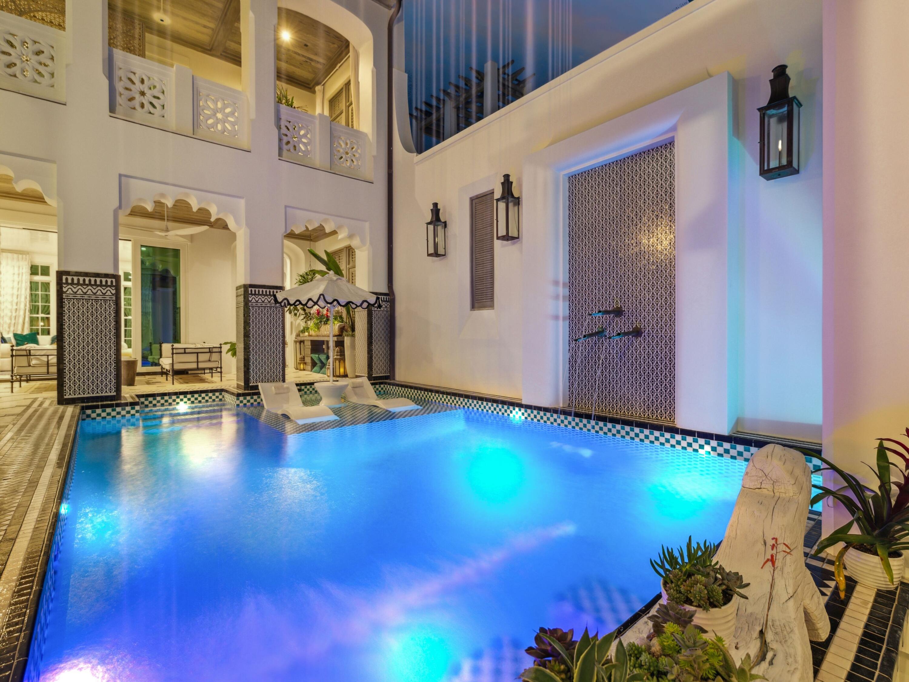 ALYS BEACH - Residential