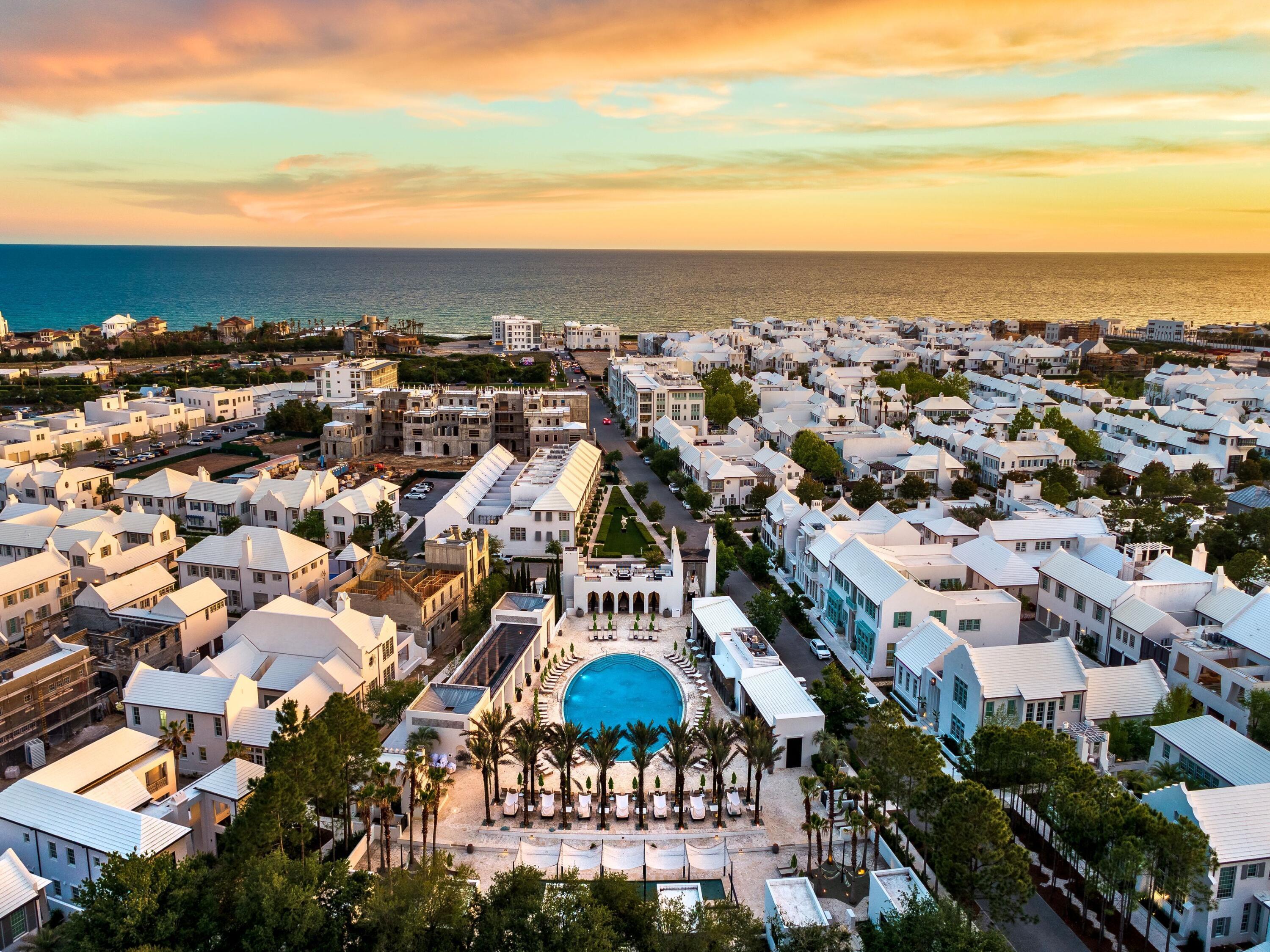 ALYS BEACH - Residential