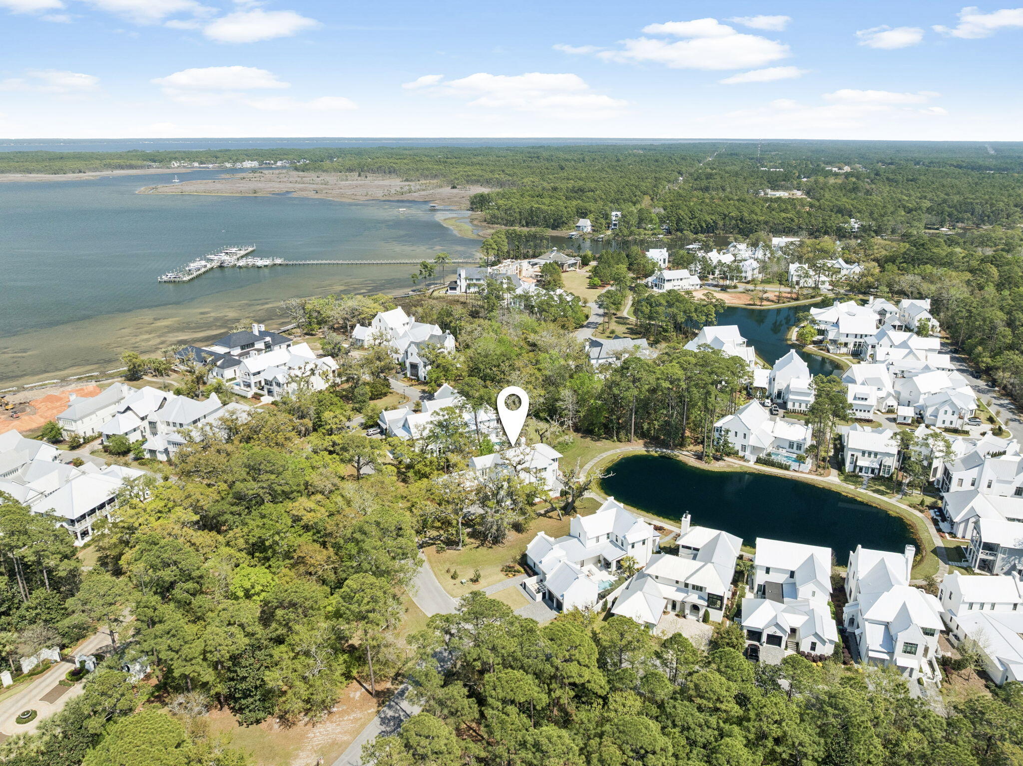 CHURCHILL OAKS - Residential