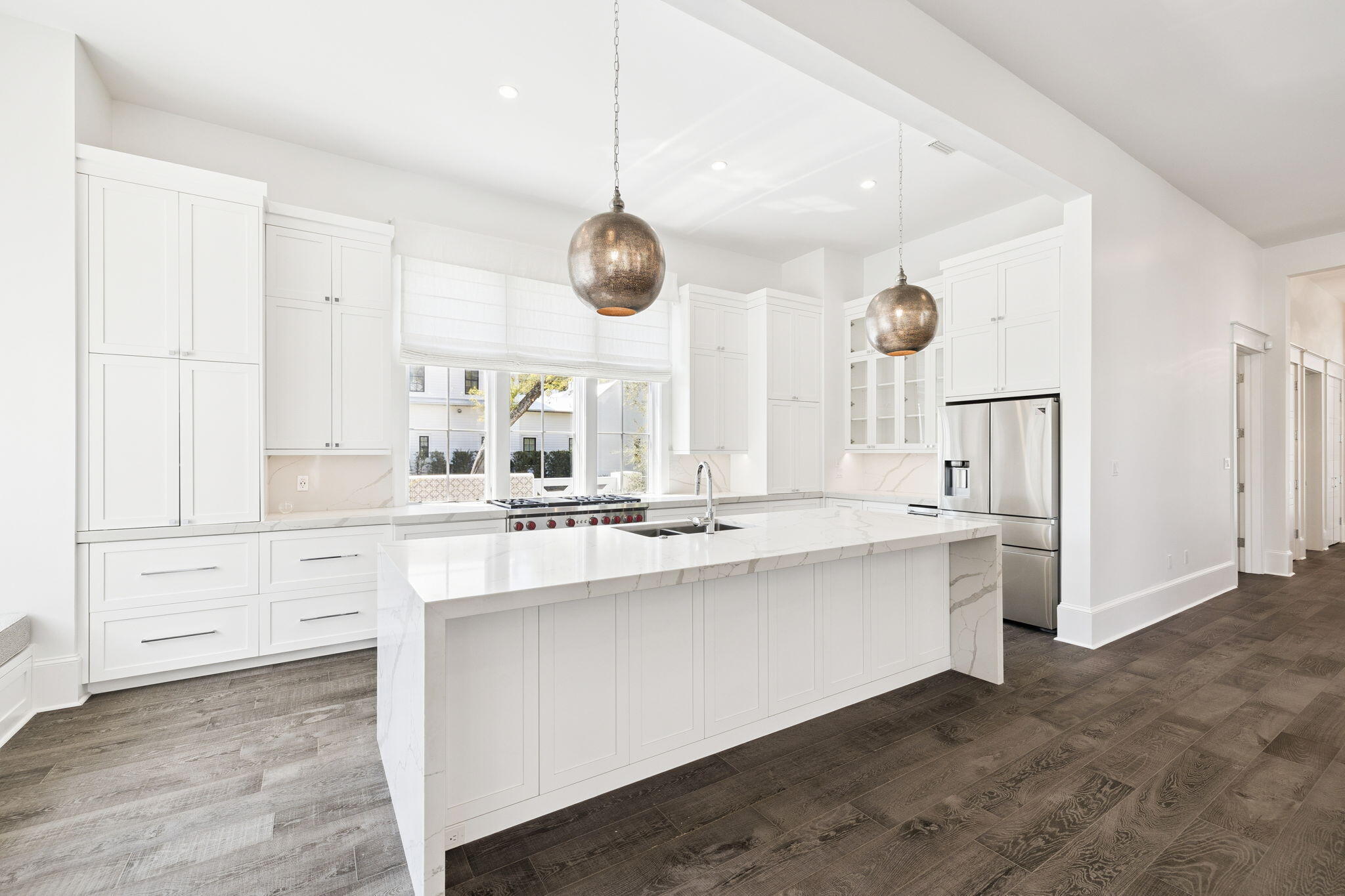 CHURCHILL OAKS - Residential