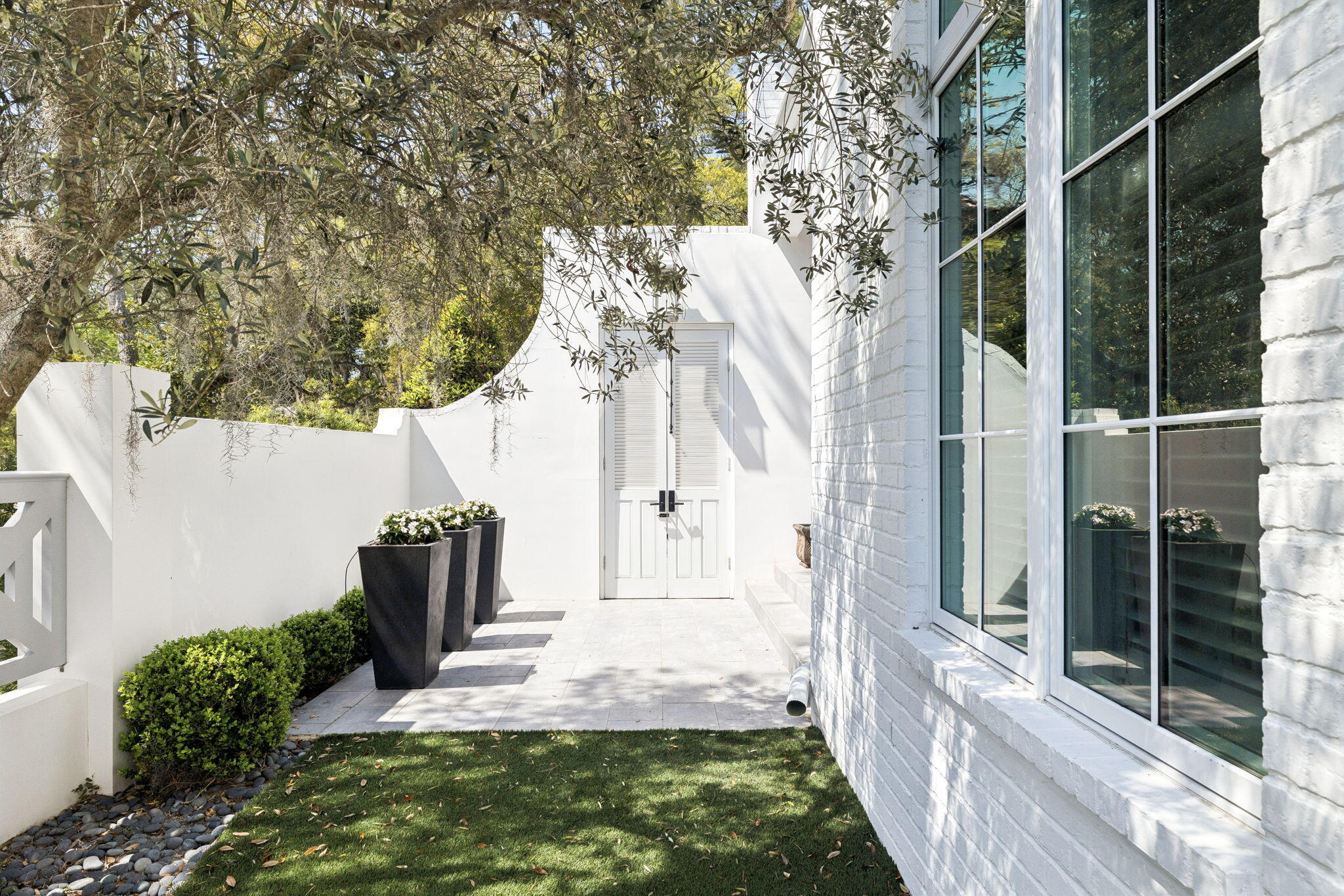 CHURCHILL OAKS - Residential