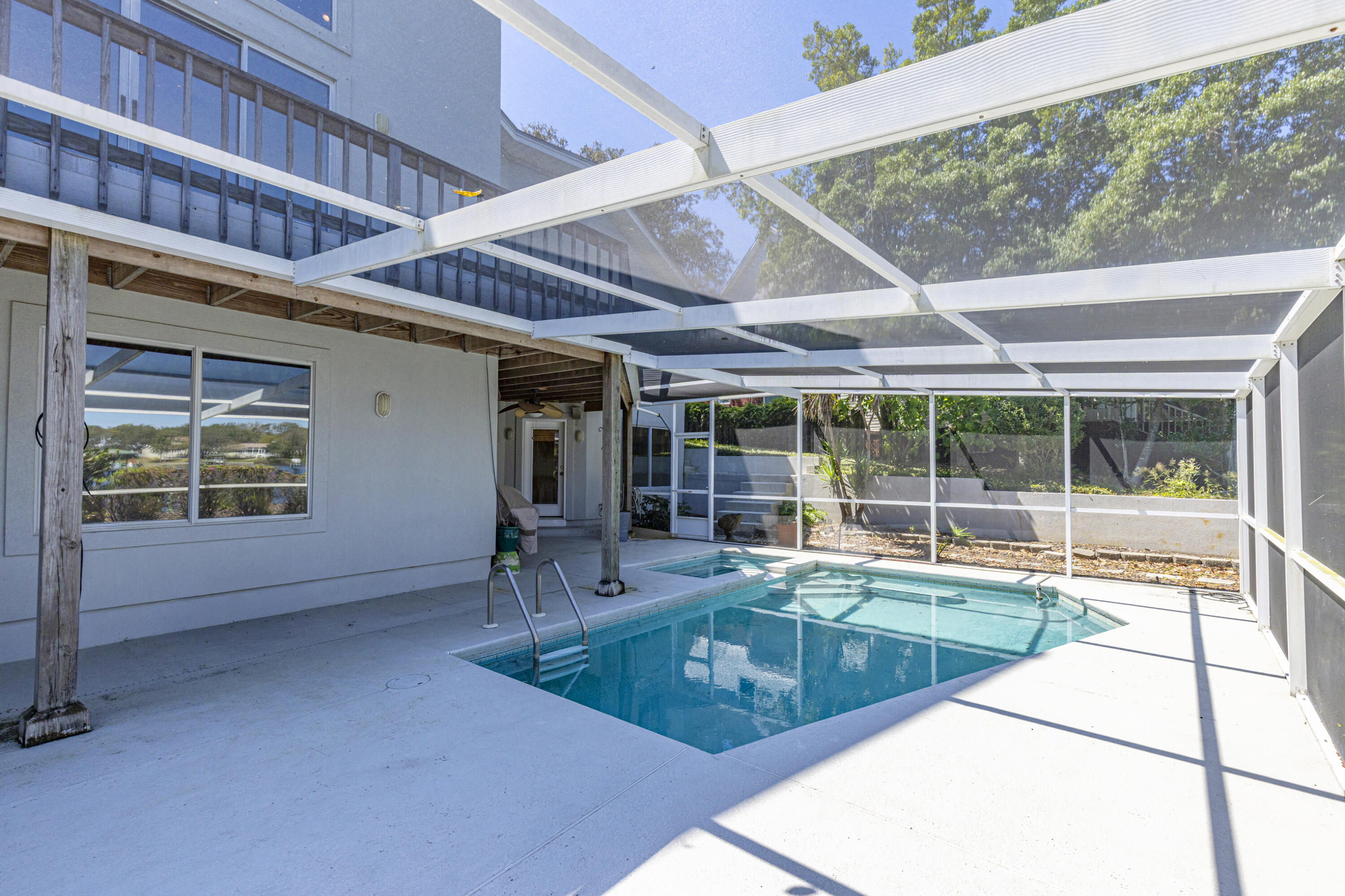 LAKE POINTE - Residential