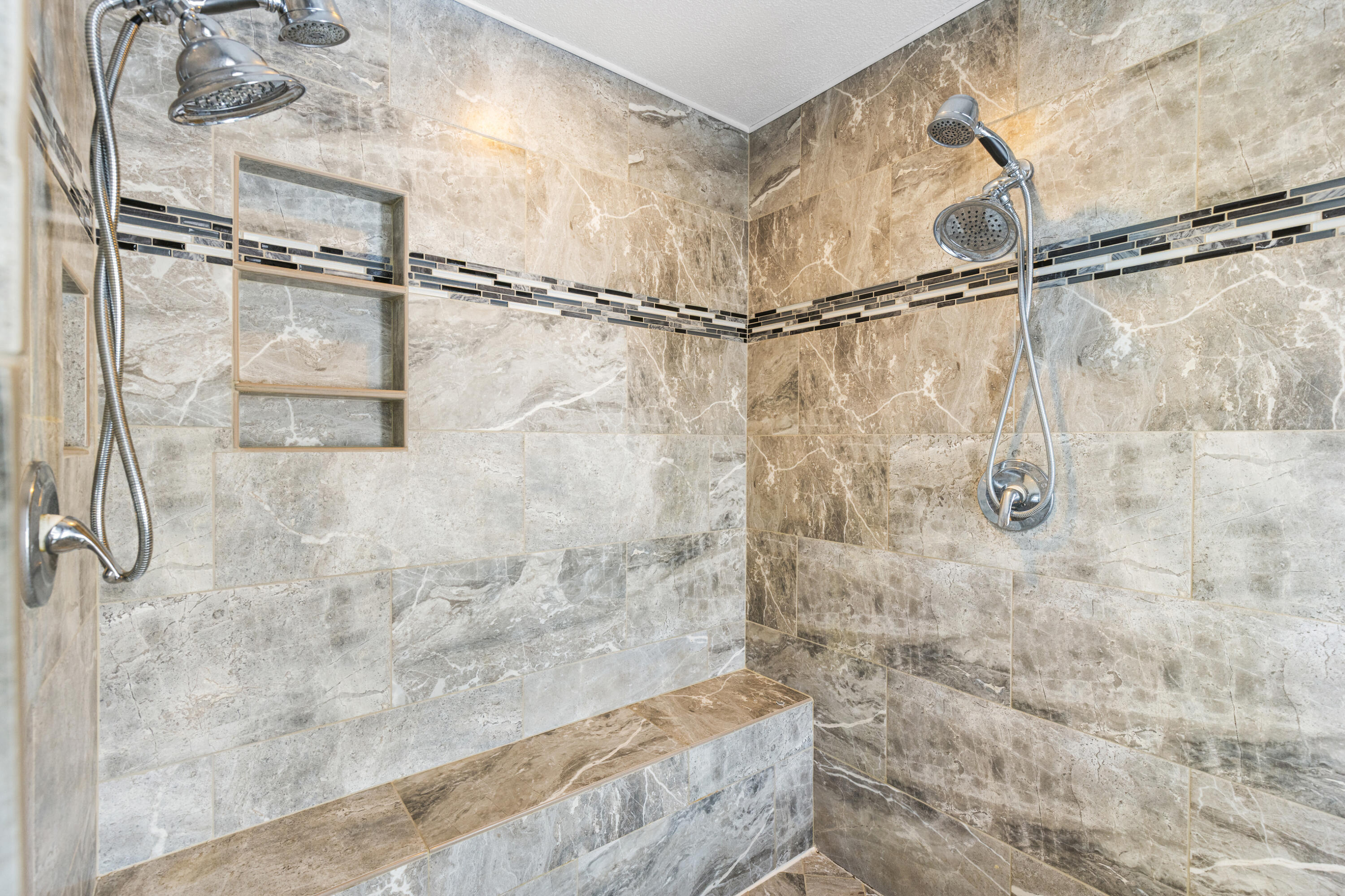 LAKE POINTE - Residential