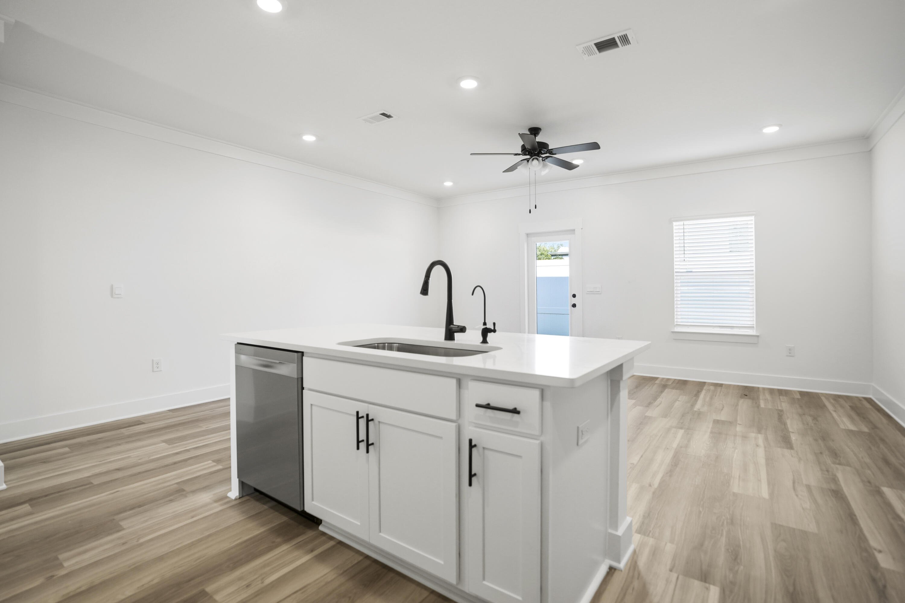 Palm Street Townhomes - Residential Lease