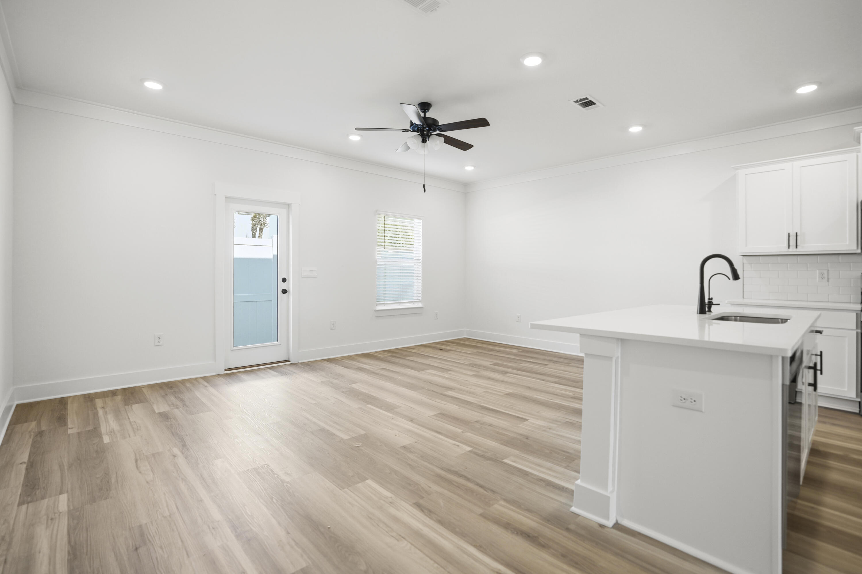 Palm Street Townhomes - Residential Lease