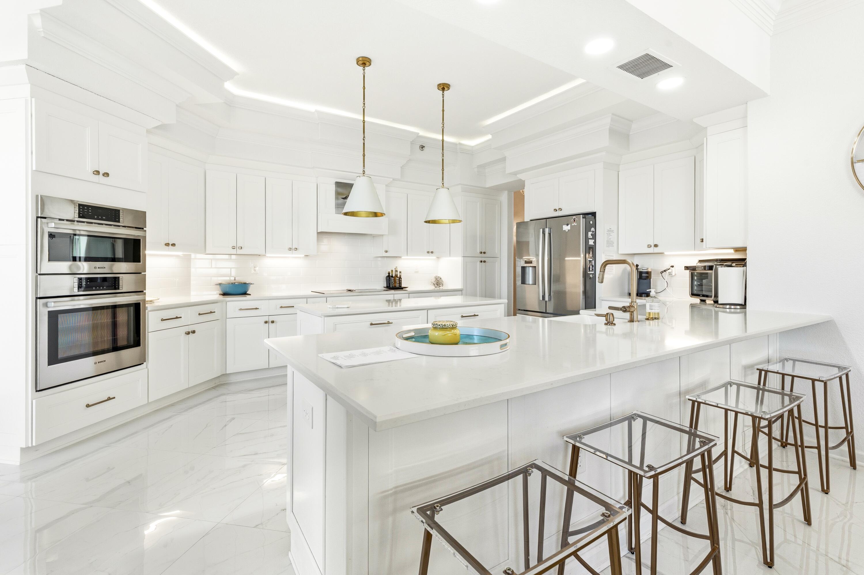 REGENCY TOWERS CONDO - Residential