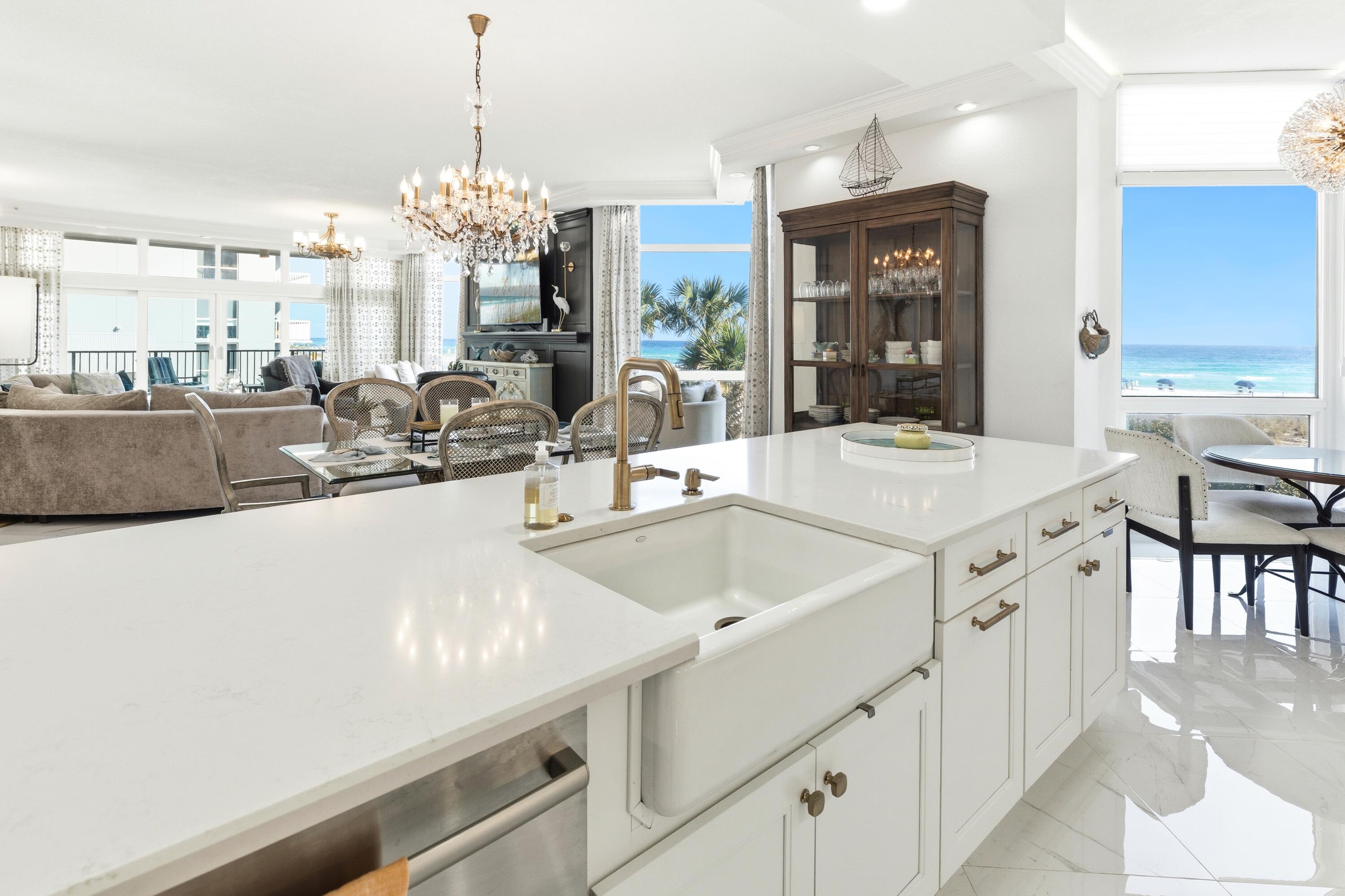 REGENCY TOWERS CONDO - Residential