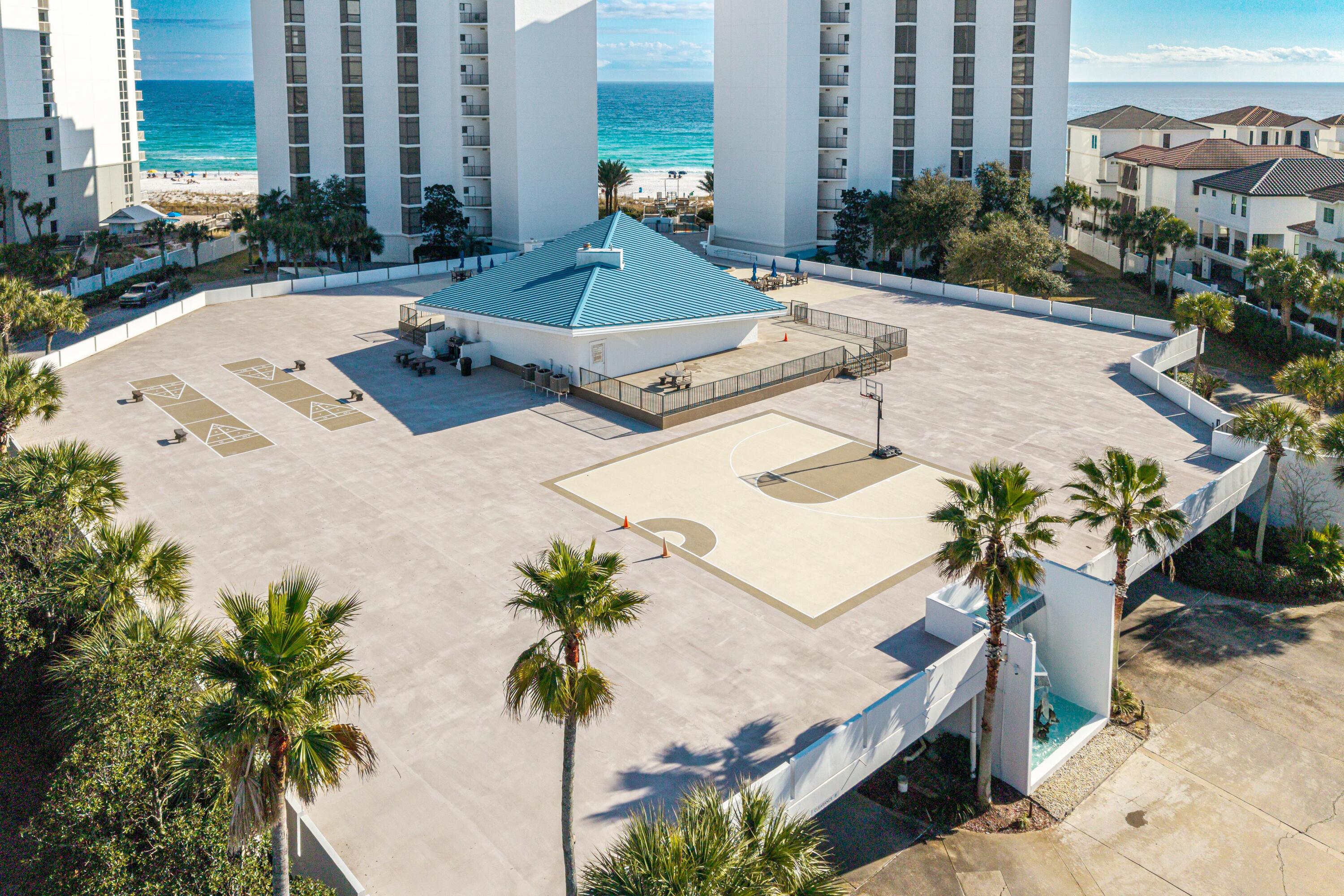 REGENCY TOWERS CONDO - Residential