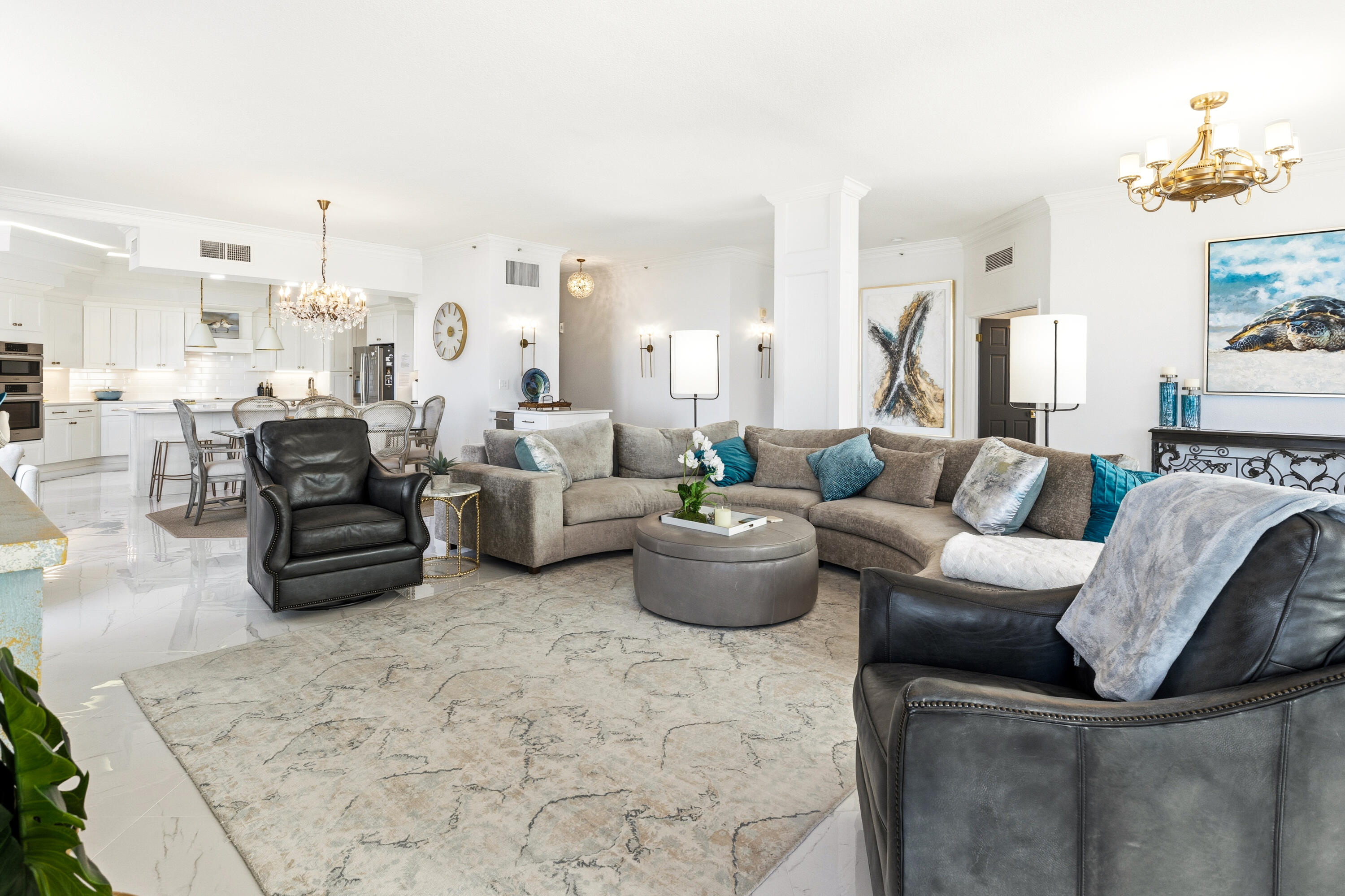 REGENCY TOWERS CONDO - Residential