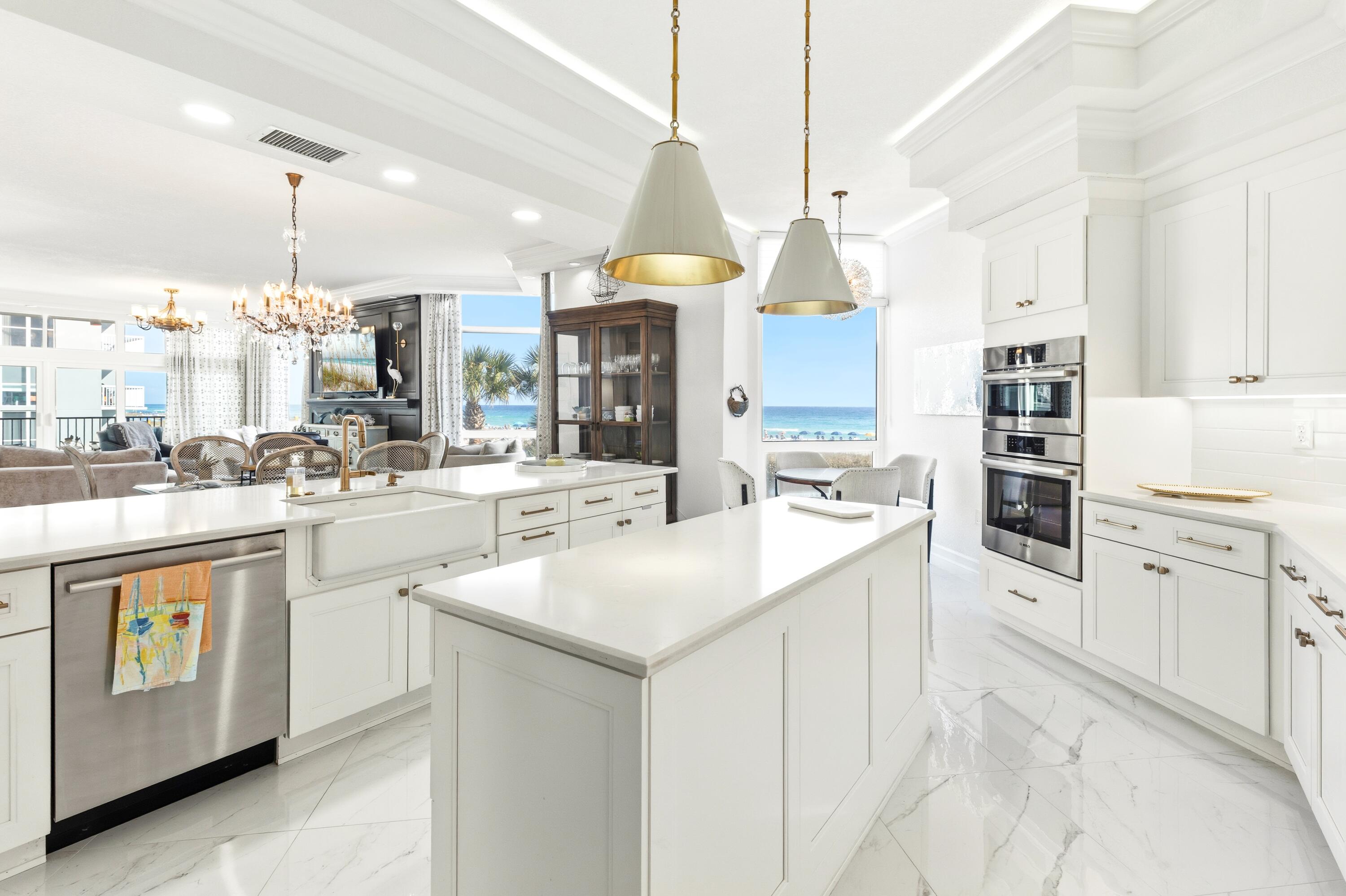 REGENCY TOWERS CONDO - Residential