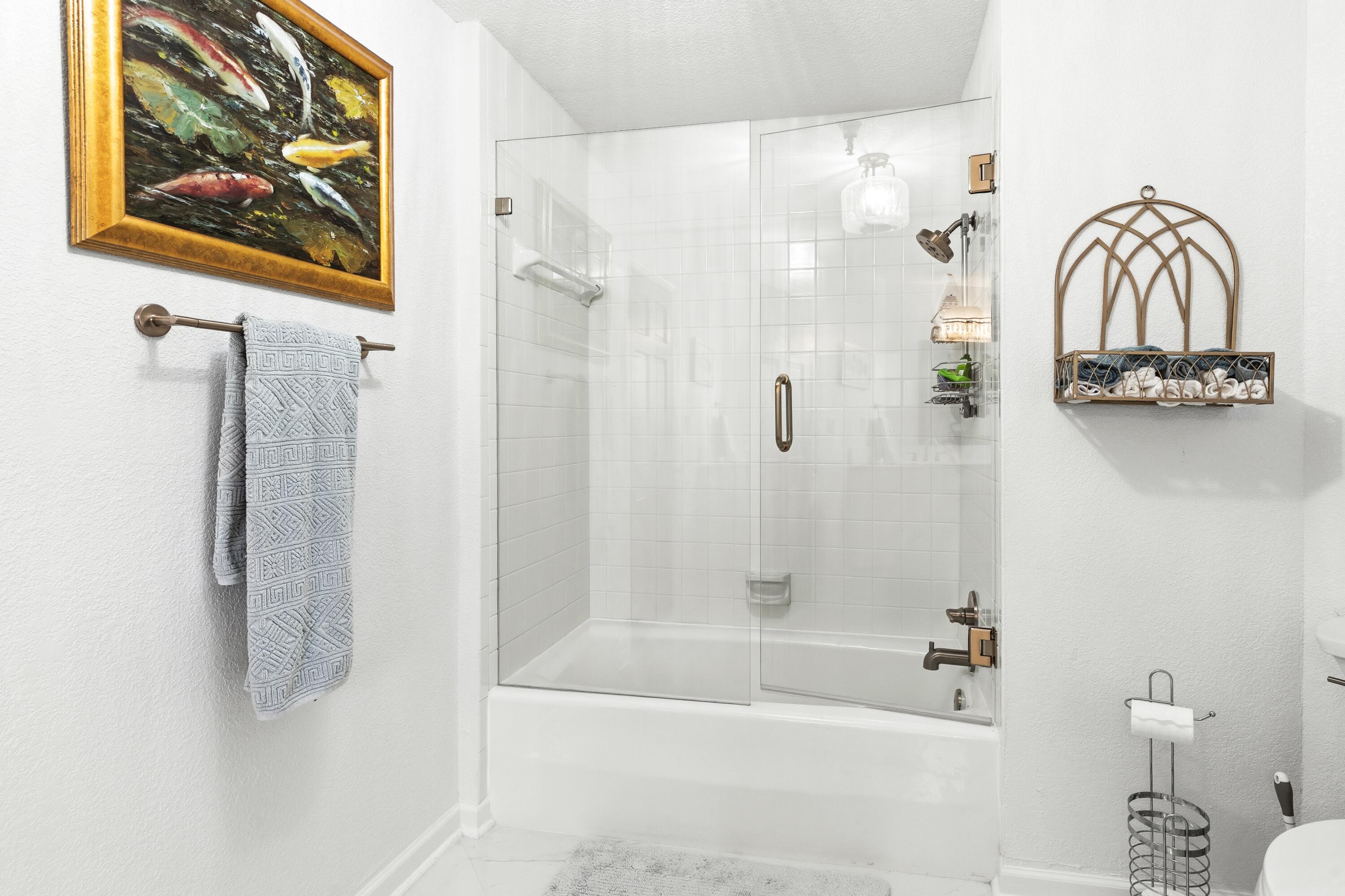 REGENCY TOWERS CONDO - Residential