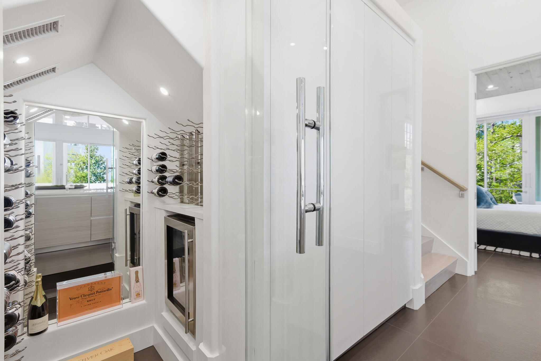 CHURCHILL OAKS - Residential