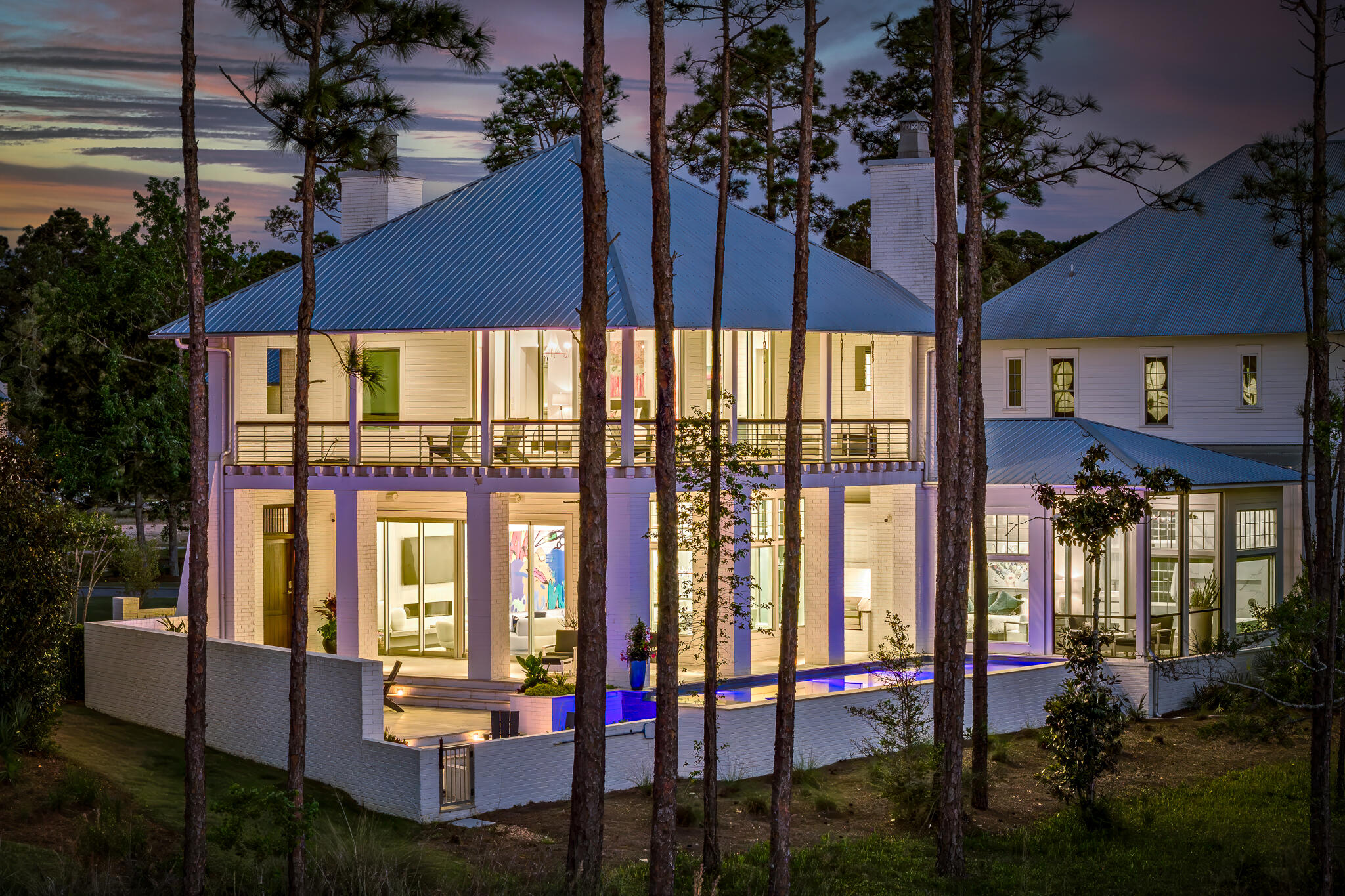 CHURCHILL OAKS - Residential