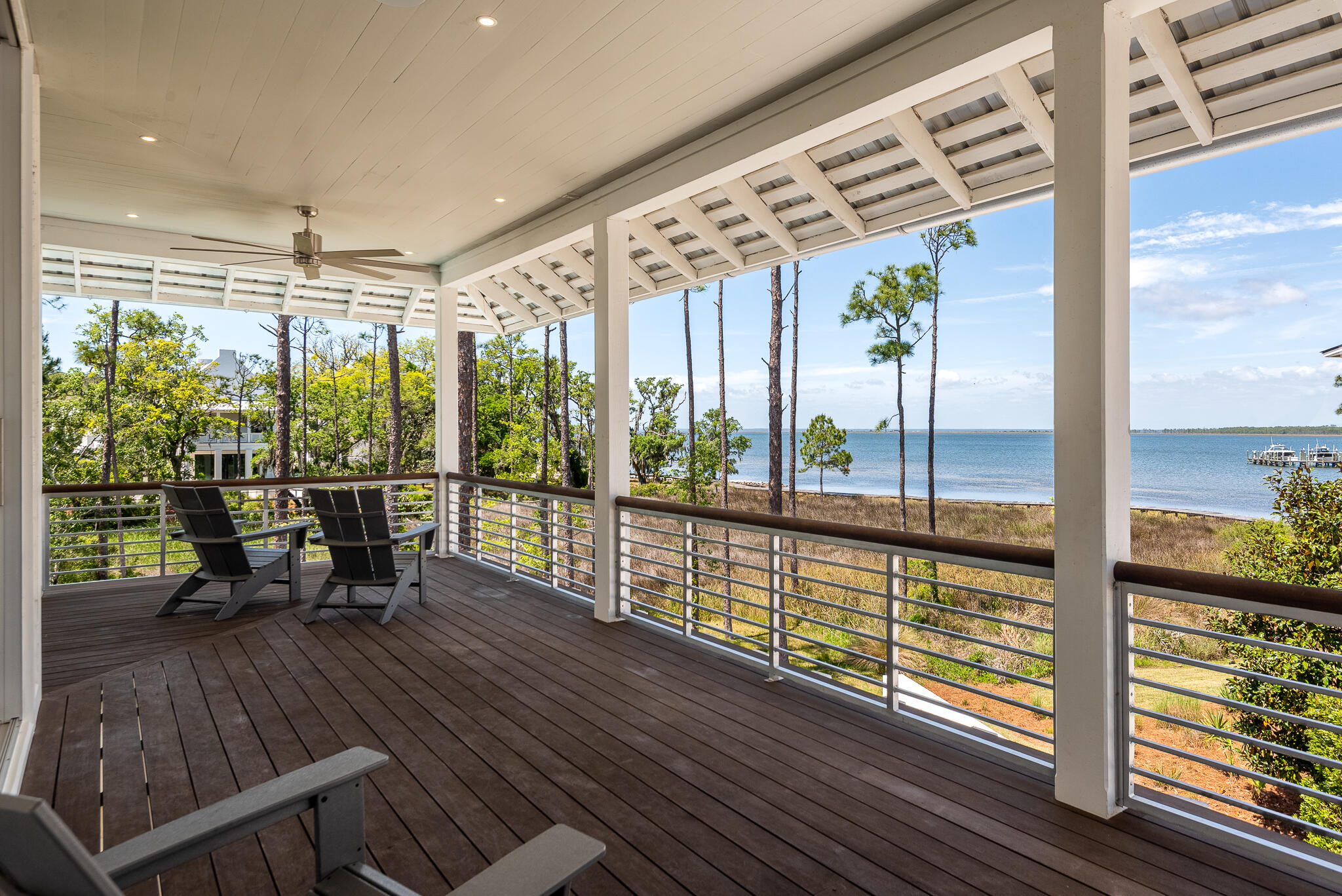 CHURCHILL OAKS - Residential