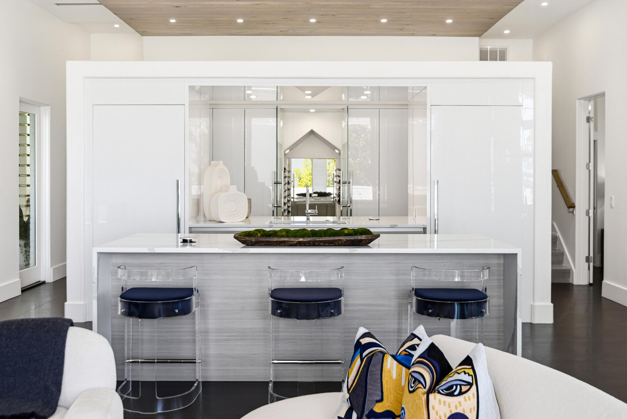 CHURCHILL OAKS - Residential