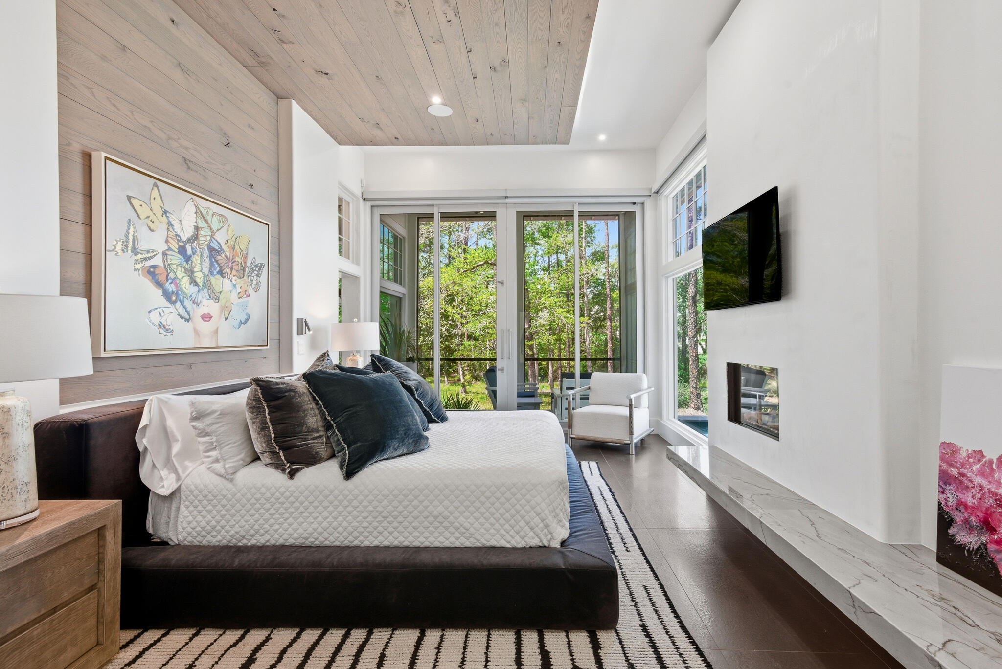 CHURCHILL OAKS - Residential