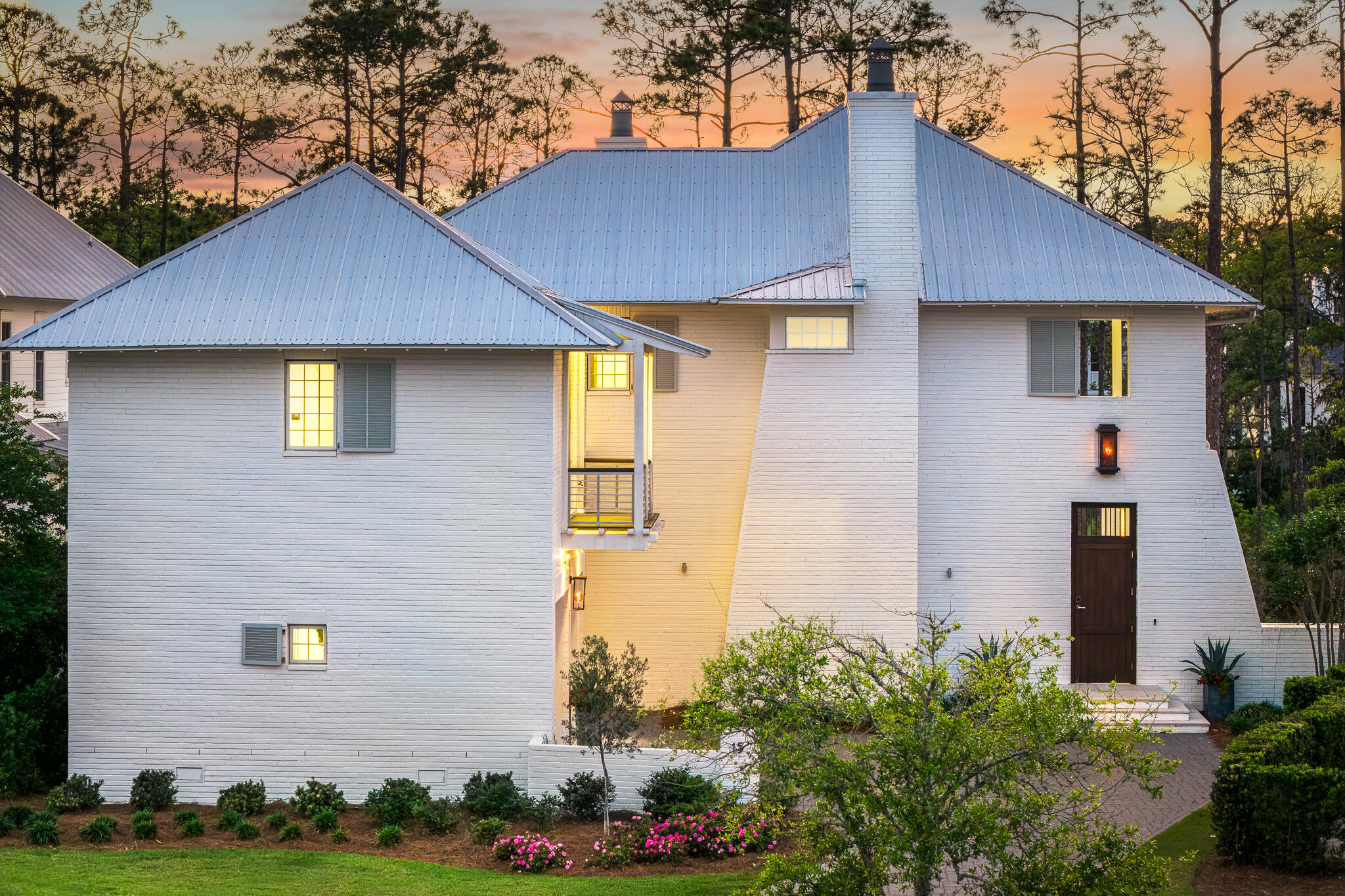 CHURCHILL OAKS - Residential