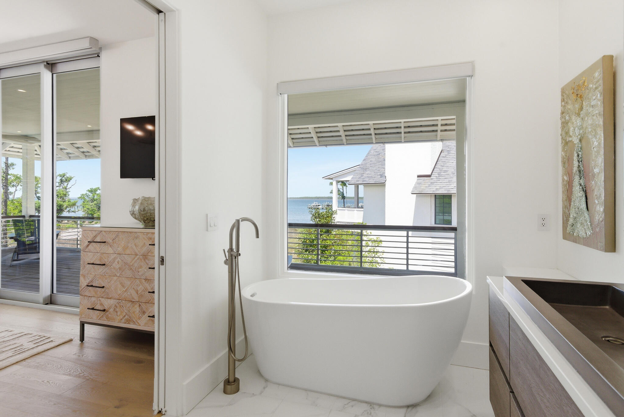 CHURCHILL OAKS - Residential