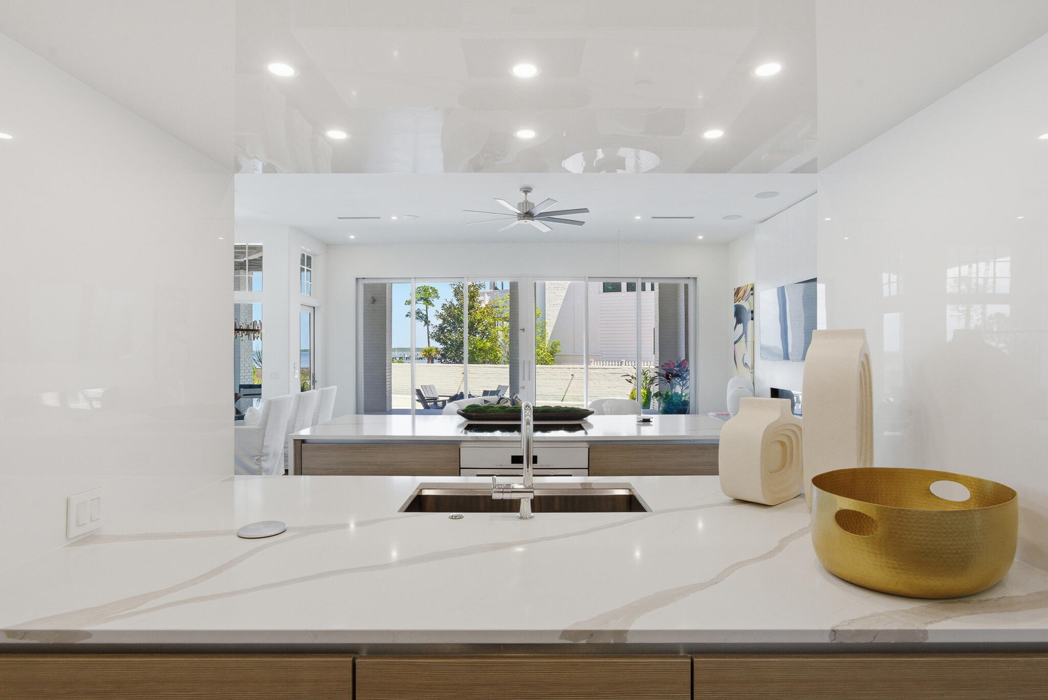 CHURCHILL OAKS - Residential