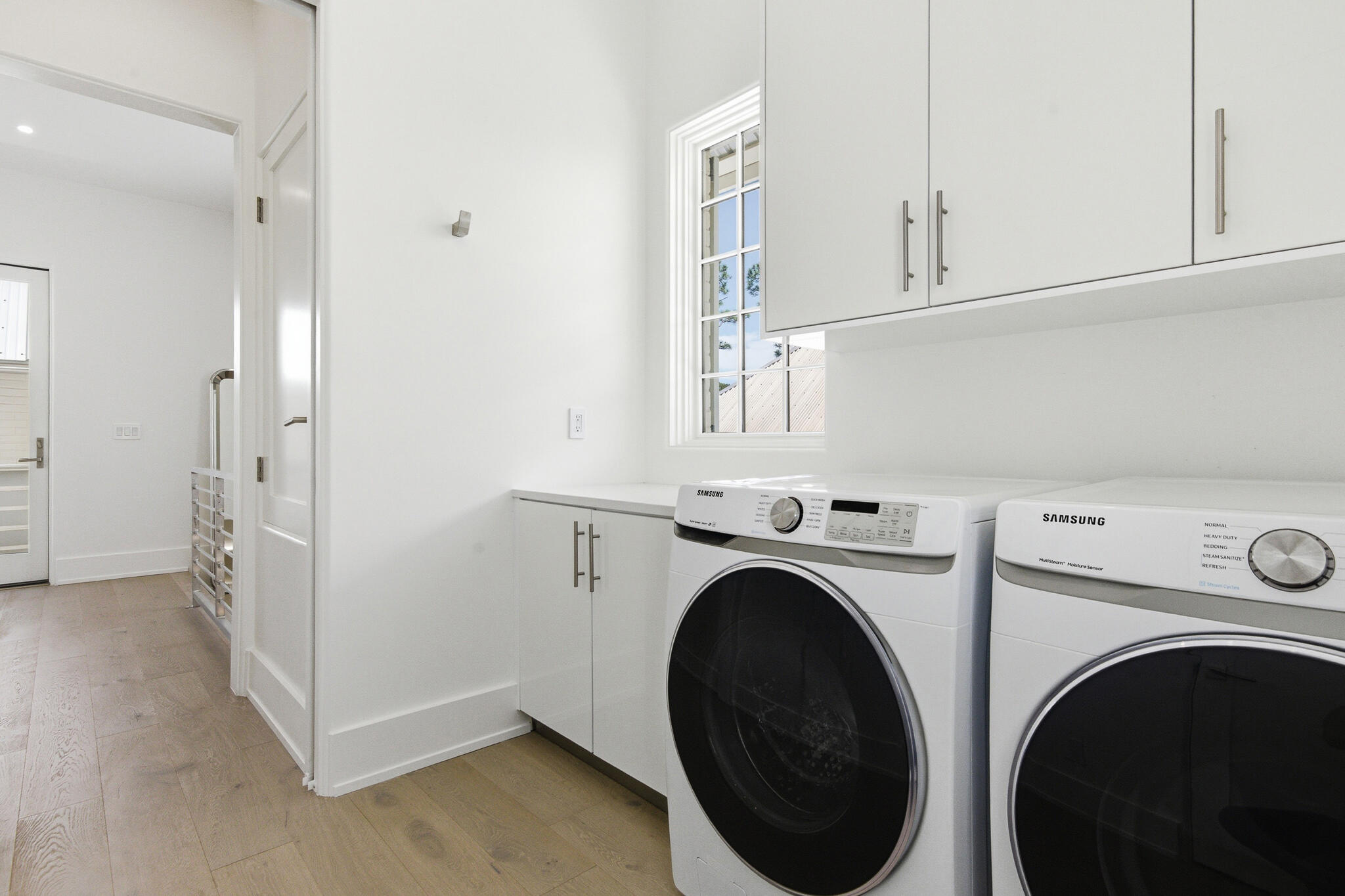 CHURCHILL OAKS - Residential