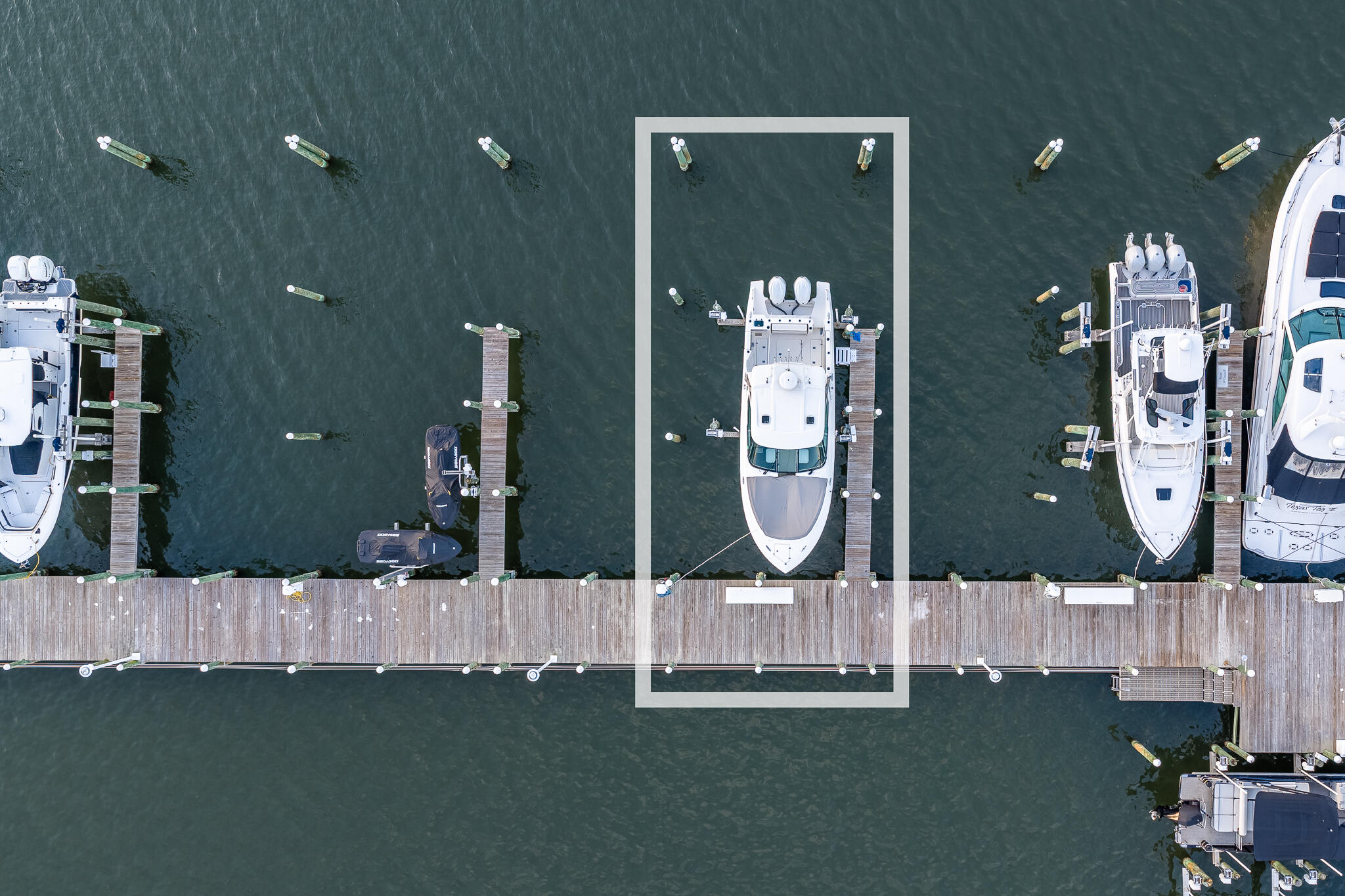 CHURCHILL OAKS - Residential