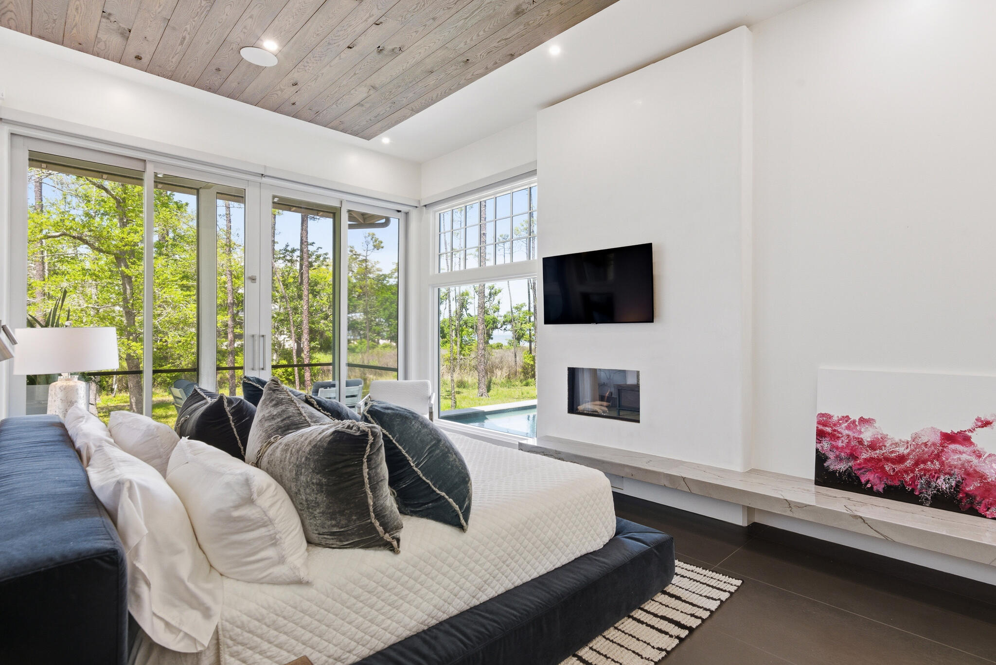 CHURCHILL OAKS - Residential