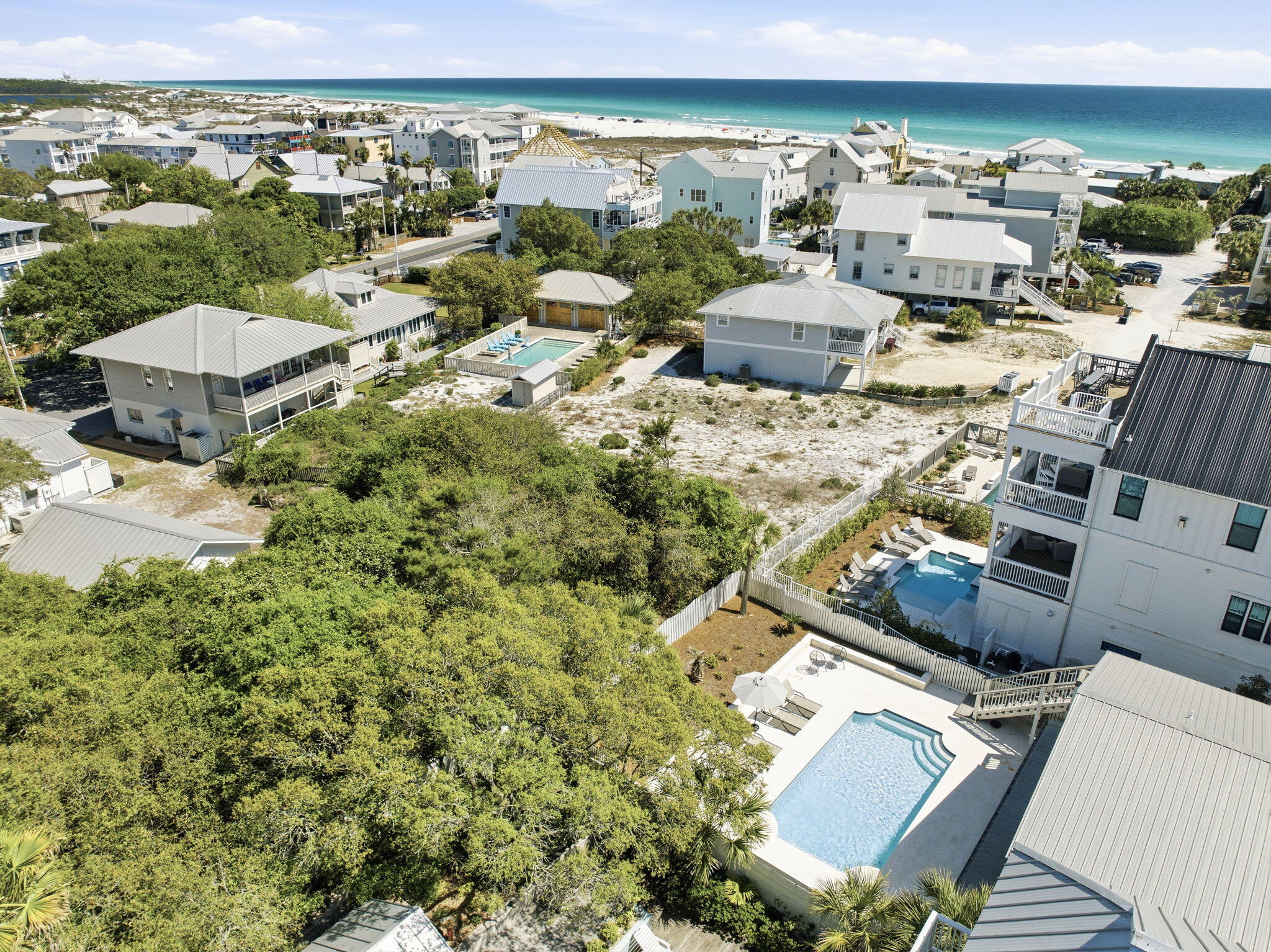 GRAYTON BEACH - Residential