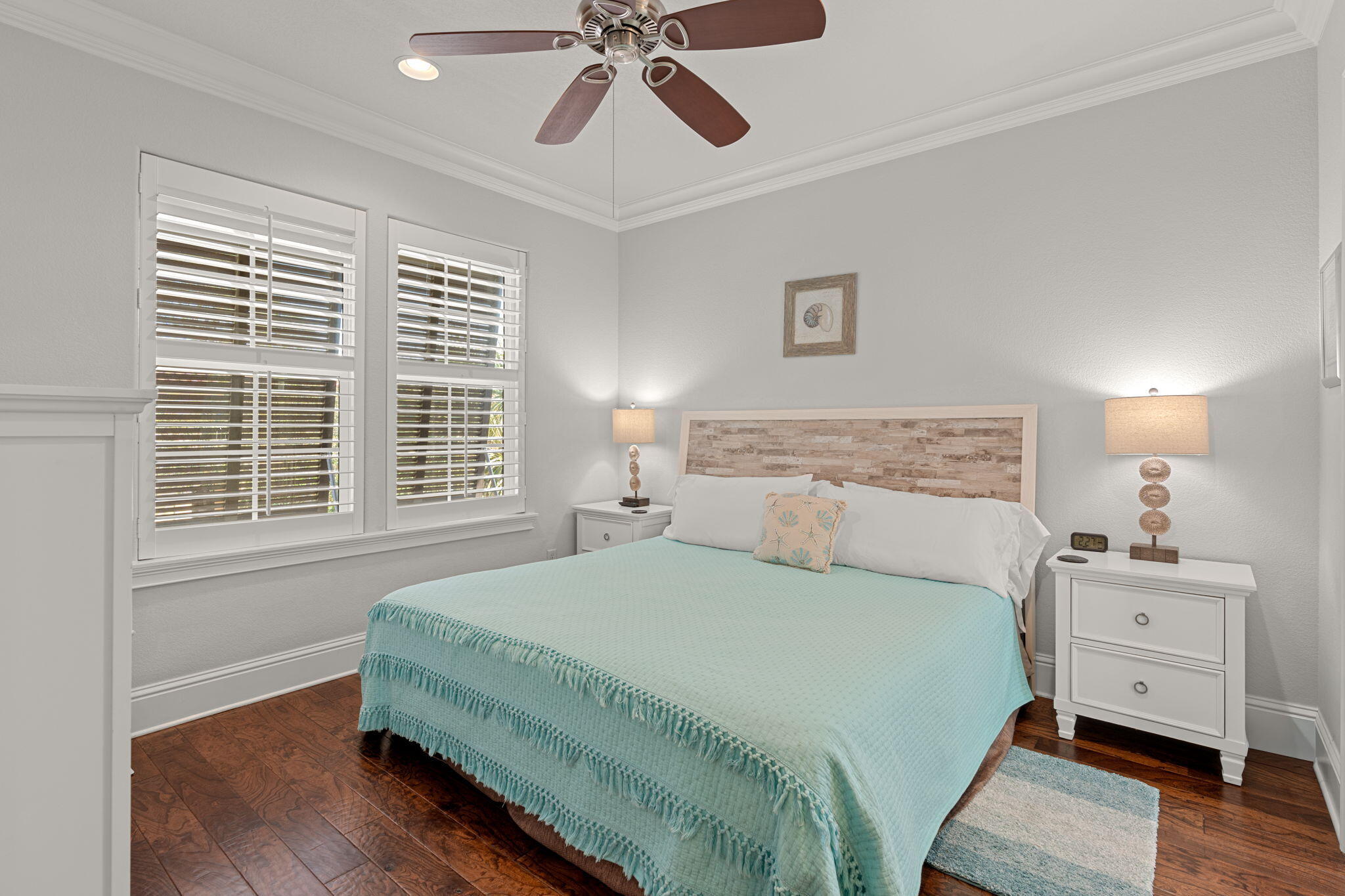 VILLA LAGO - Residential