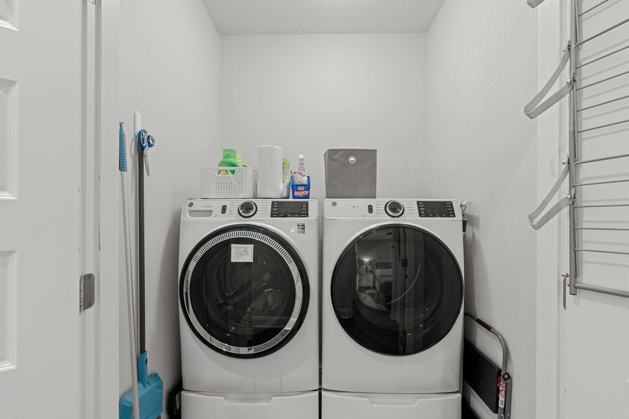 VILLA LAGO - Residential