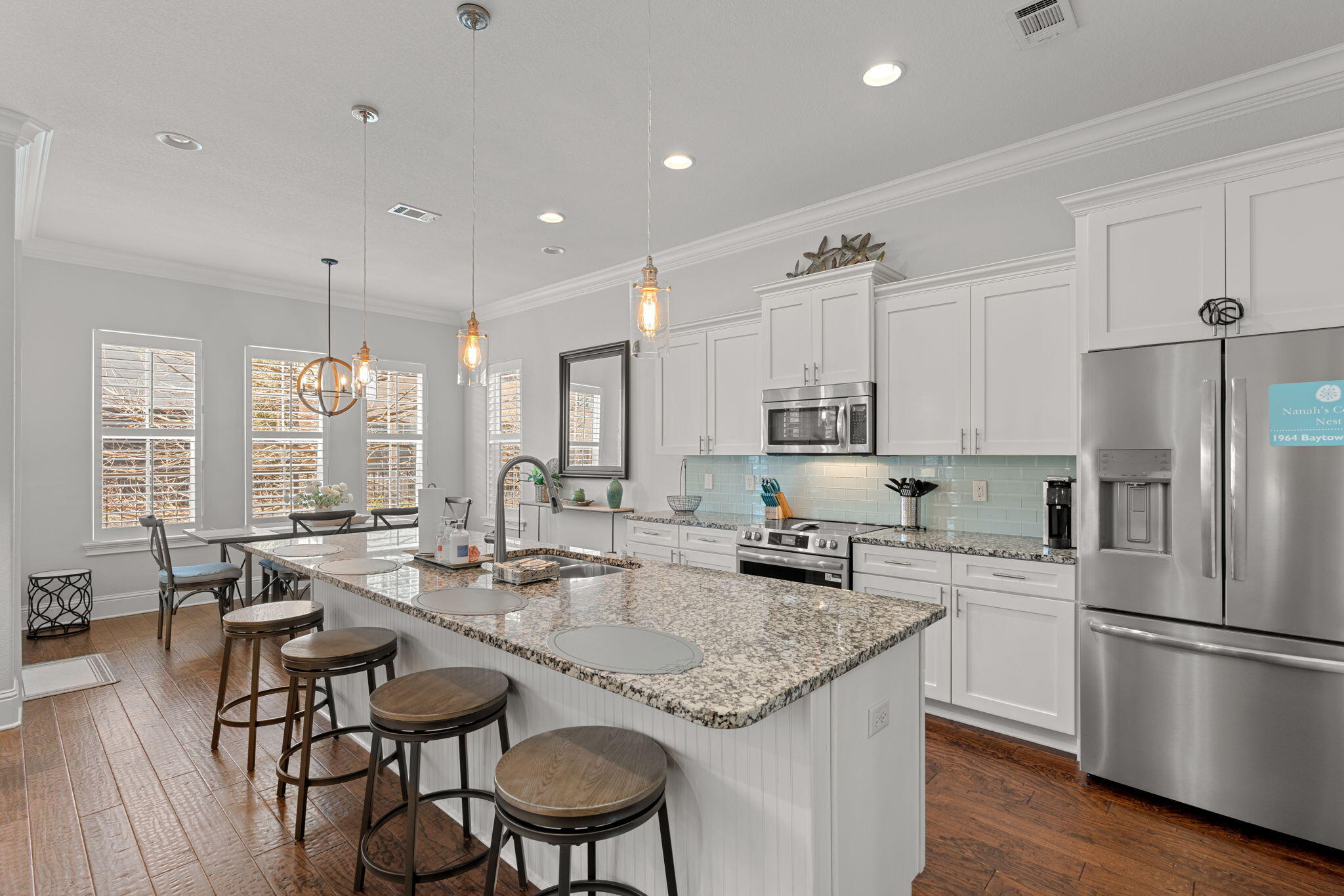 VILLA LAGO - Residential