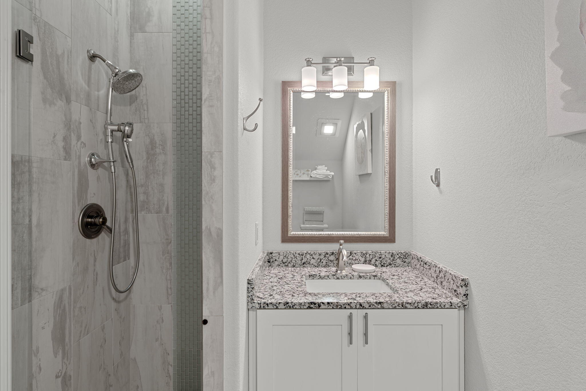 VILLA LAGO - Residential