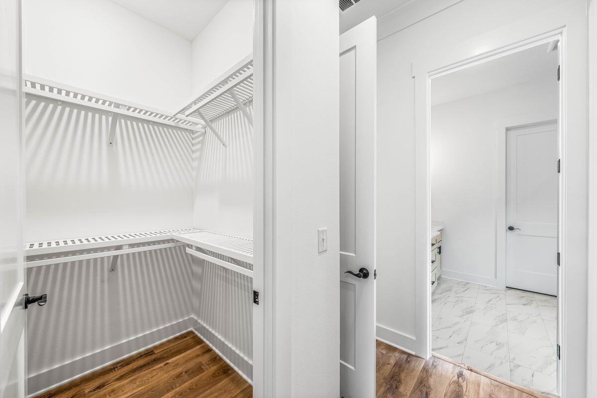 EMERALD BAY PH 1-B - Residential