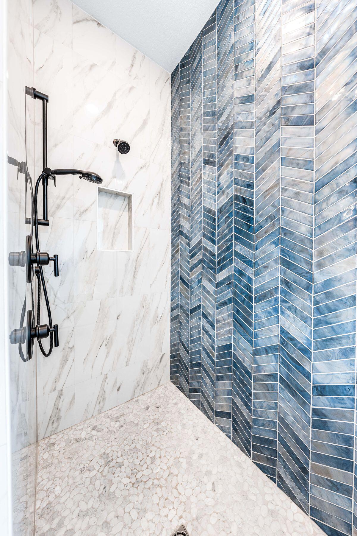 EMERALD BAY PH 1-B - Residential