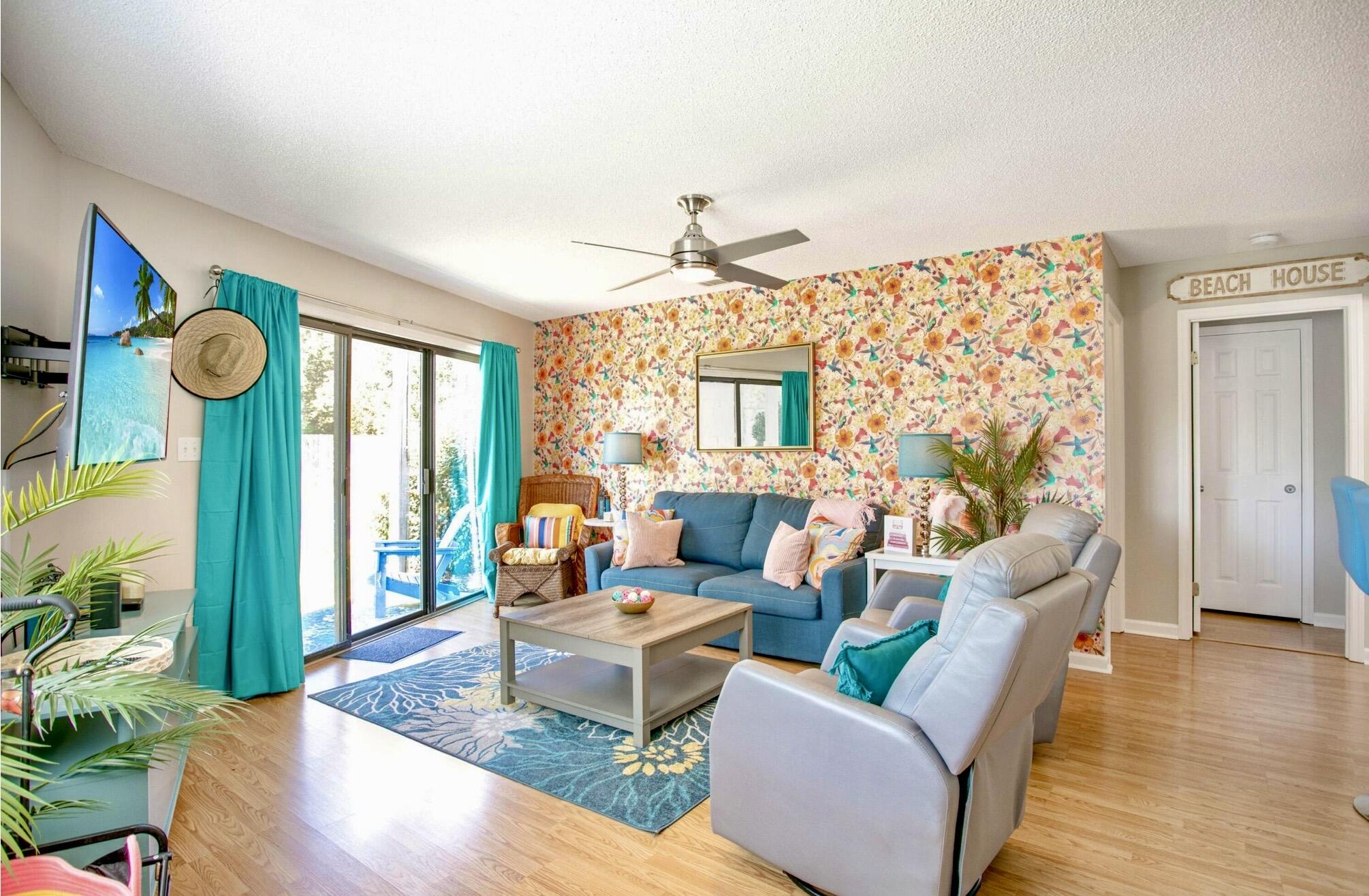 CRYSTAL VILLAGE II CONDO PH 1 - Residential Lease