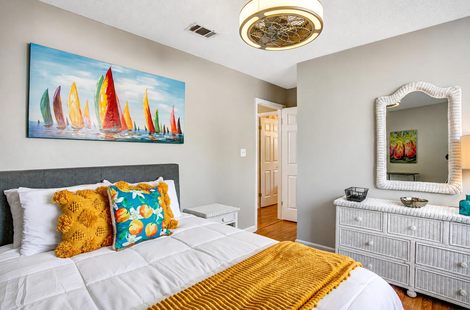 CRYSTAL VILLAGE II CONDO PH 1 - Residential Lease