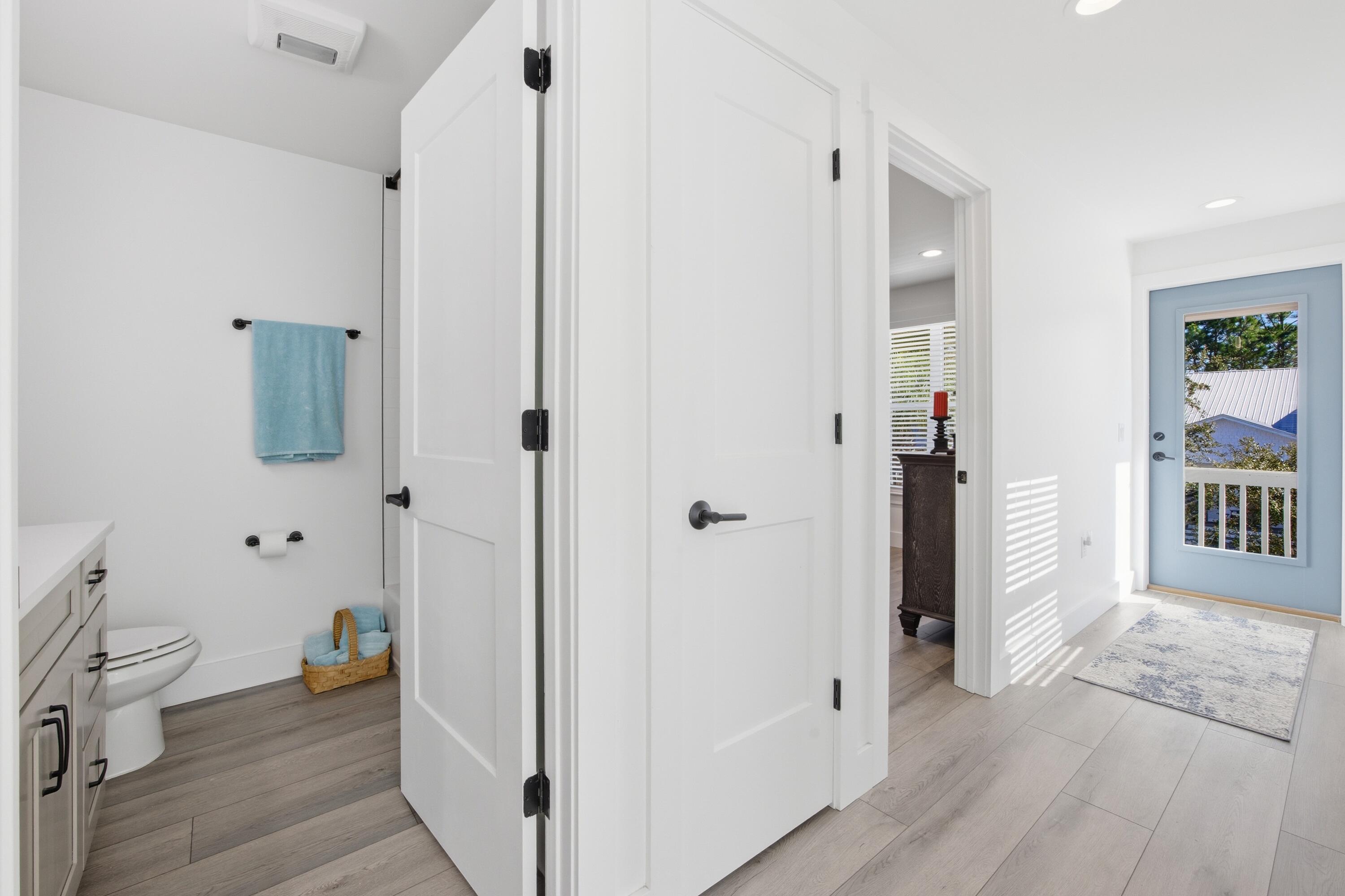 HIDDEN GROVE - Residential