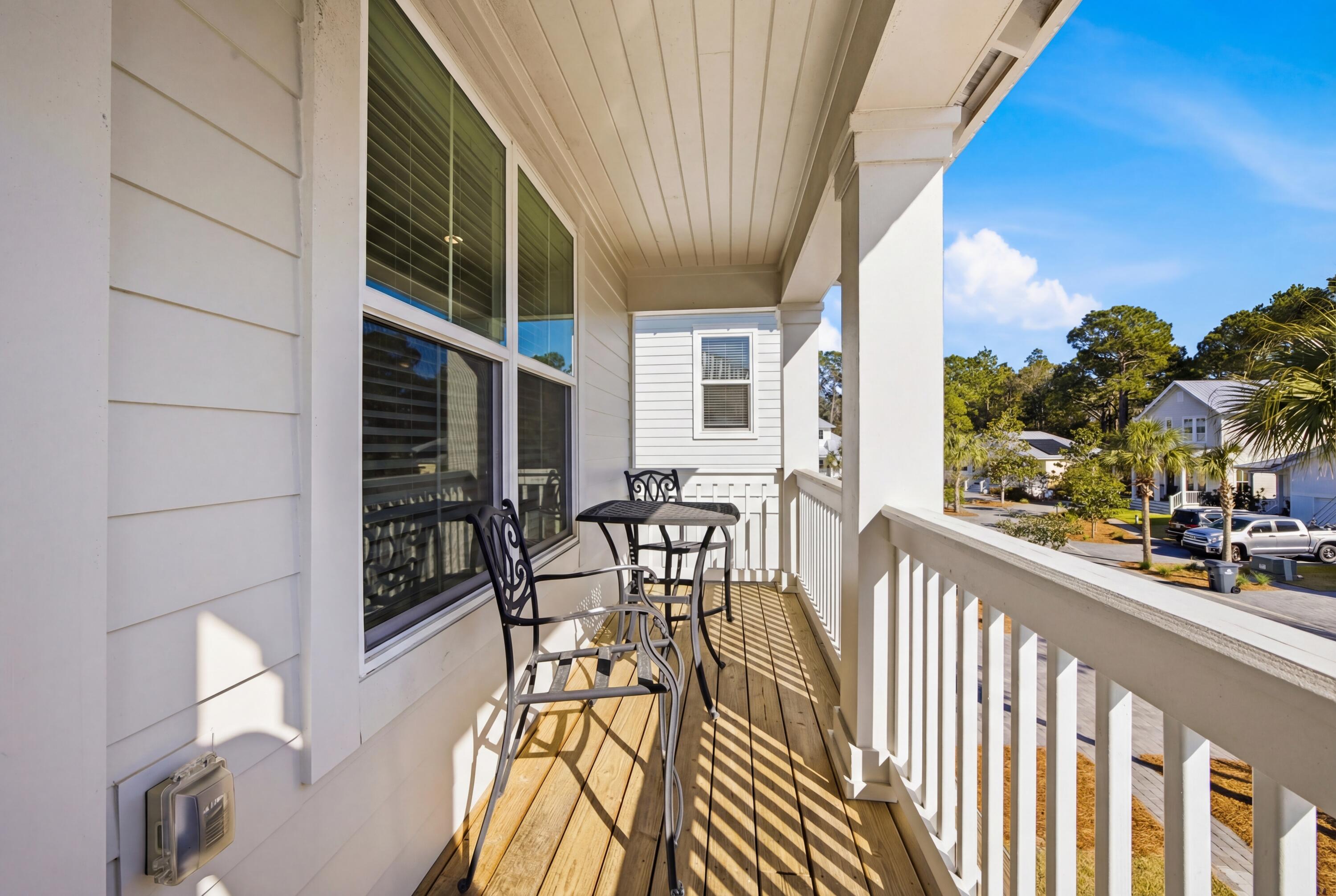 HIDDEN GROVE - Residential