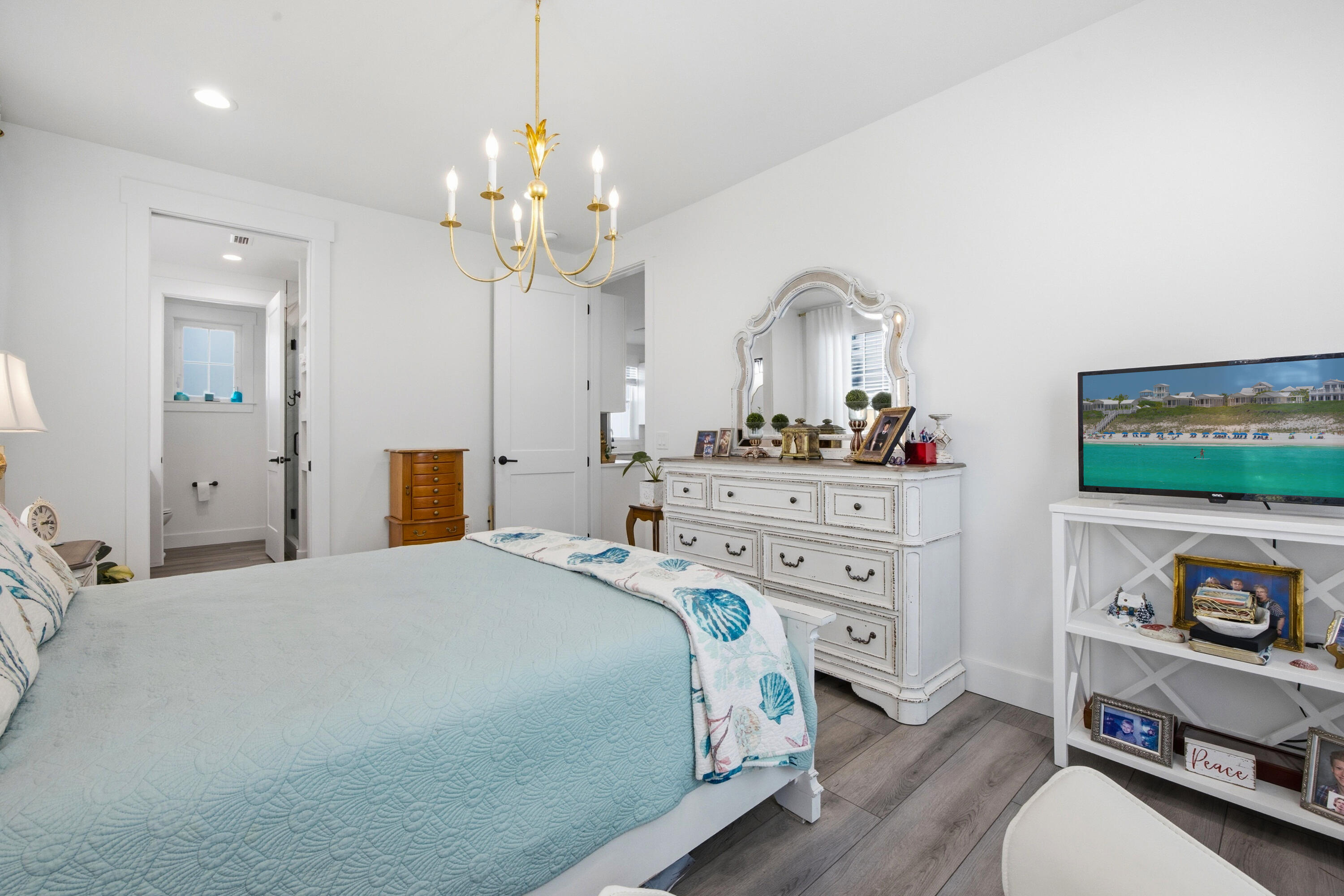 HIDDEN GROVE - Residential