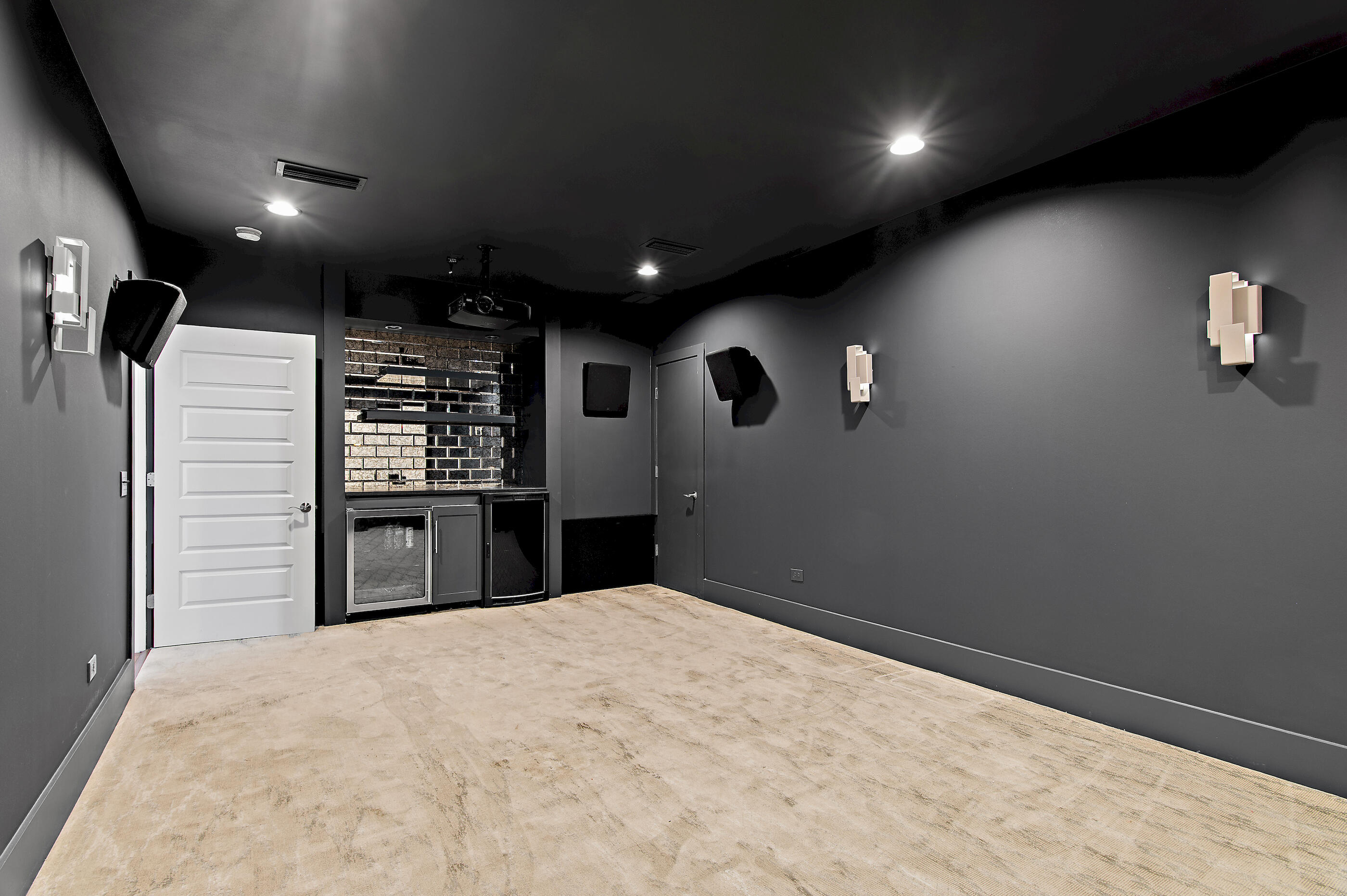 CYPRESS BREEZE PLANTATION - Residential