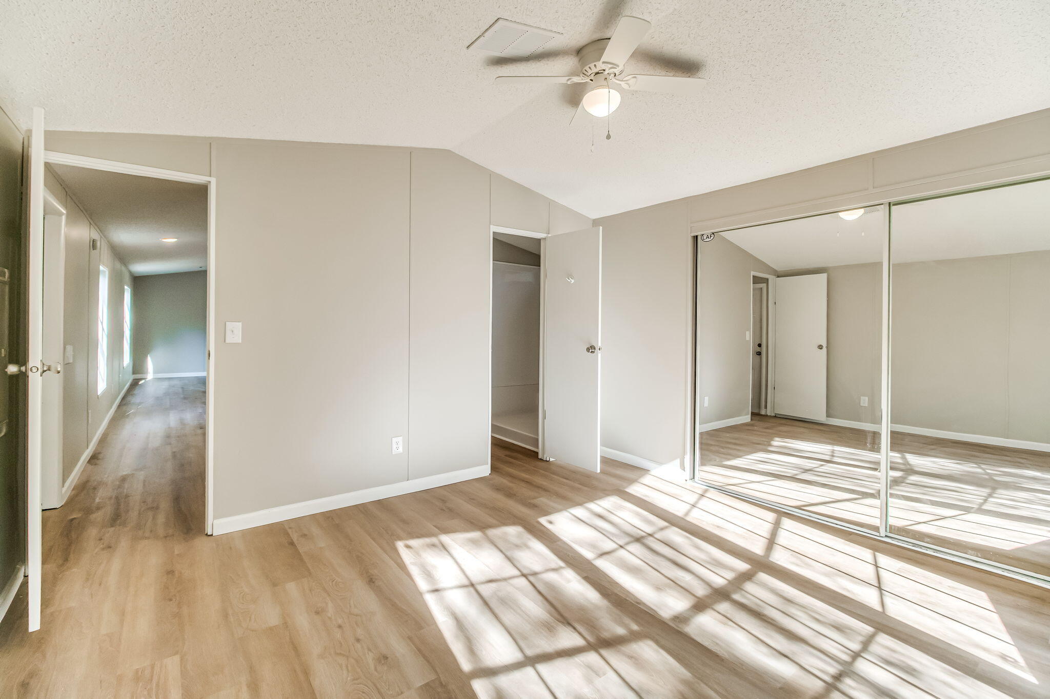 LAKE TANTARA 3 - Residential