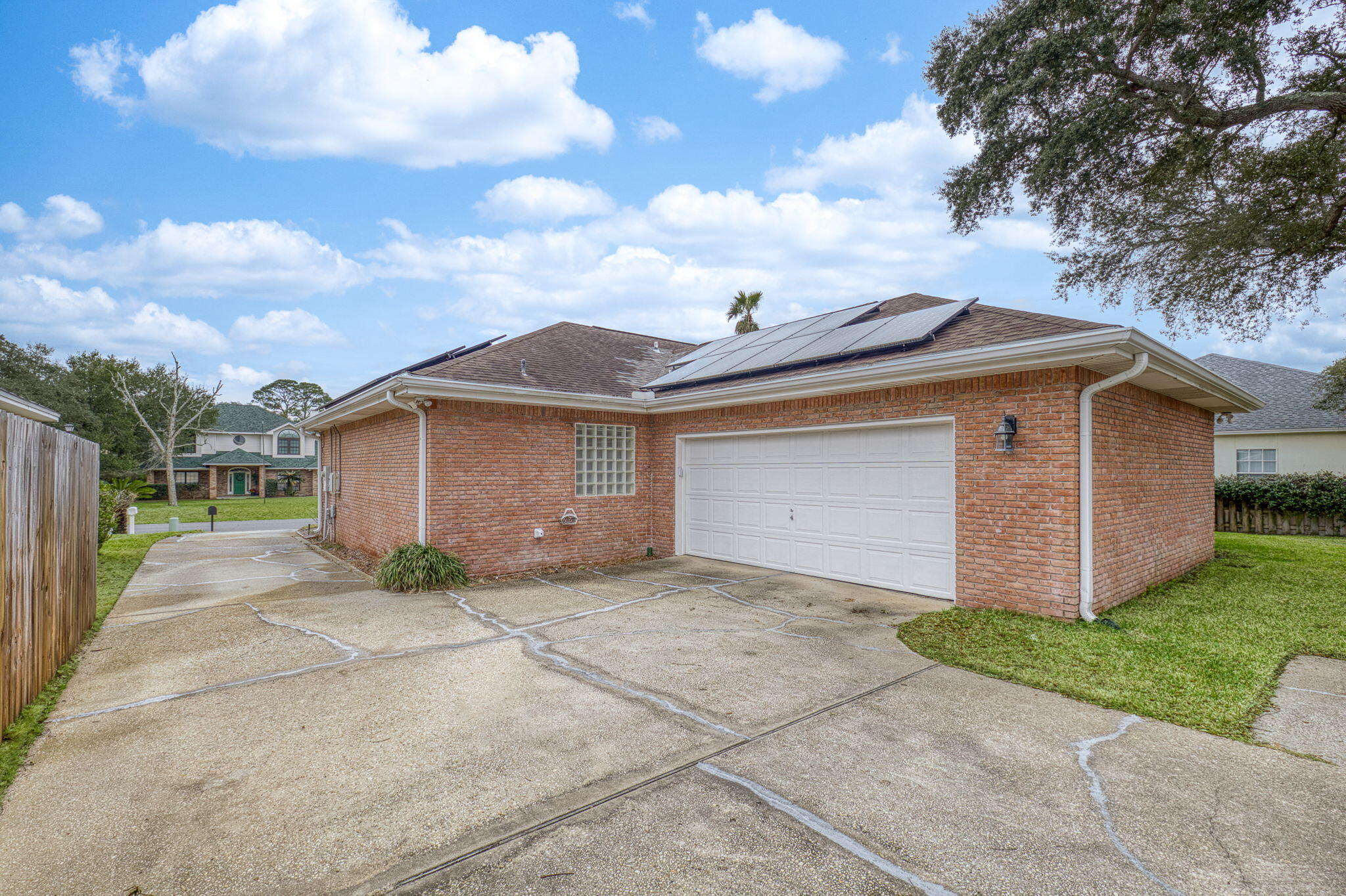 LAKE POINTE - Residential