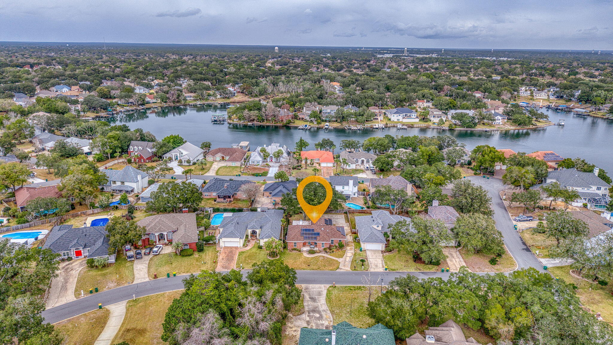 LAKE POINTE - Residential