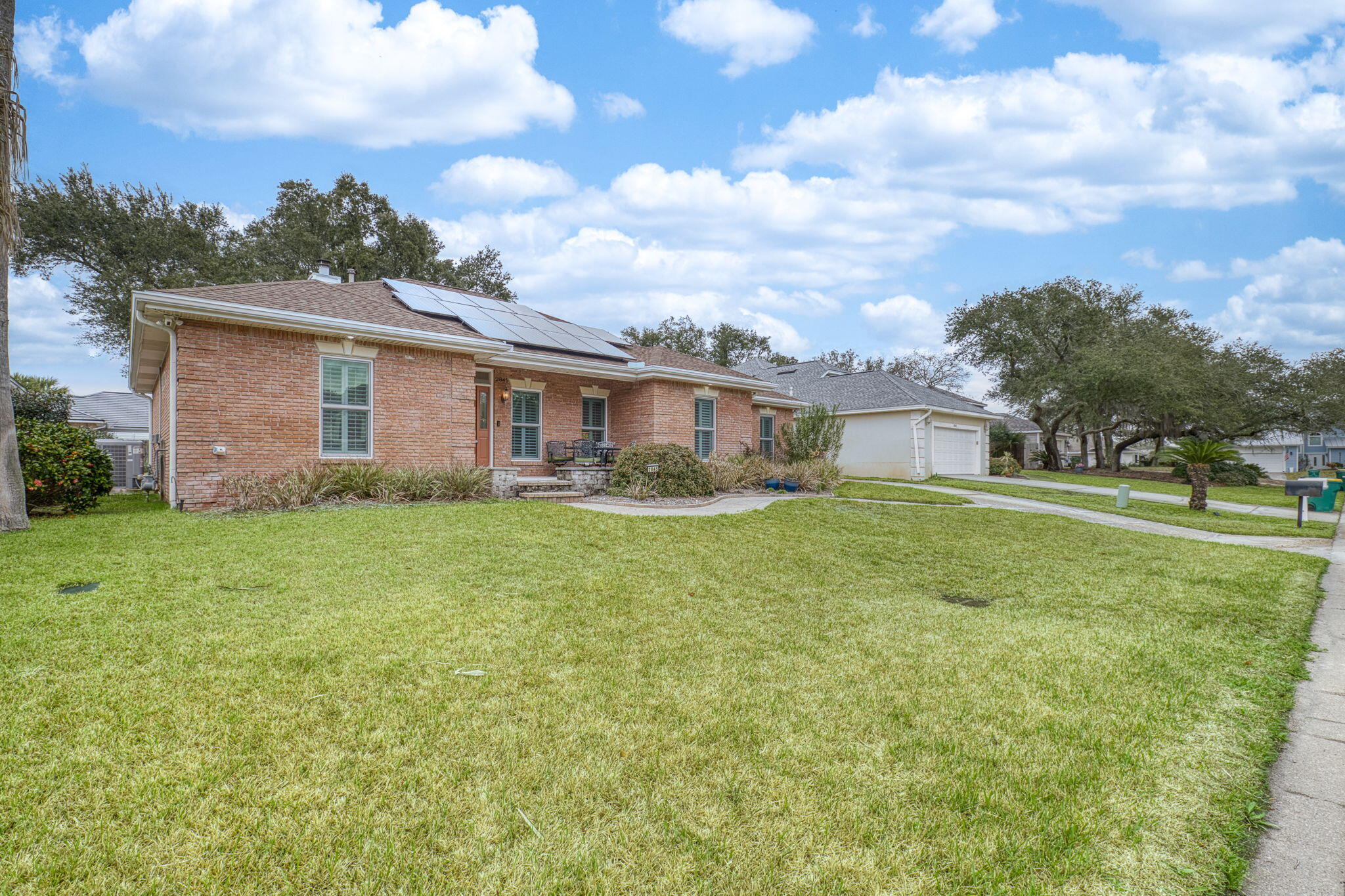 LAKE POINTE - Residential