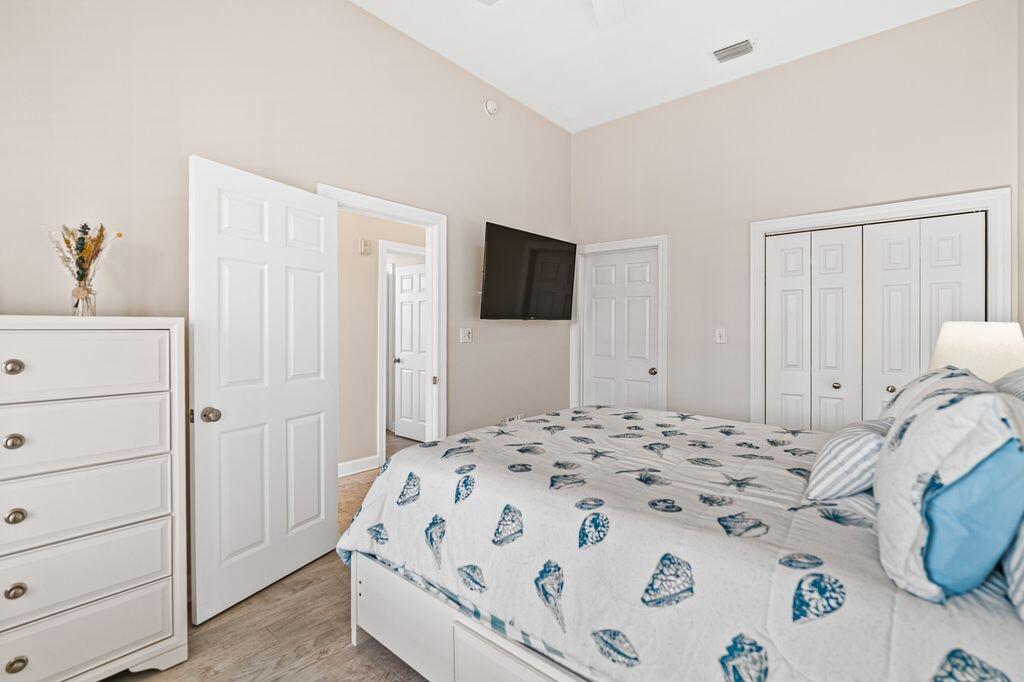 VILLAGE OF SOUTH WALTON BEACH - Residential