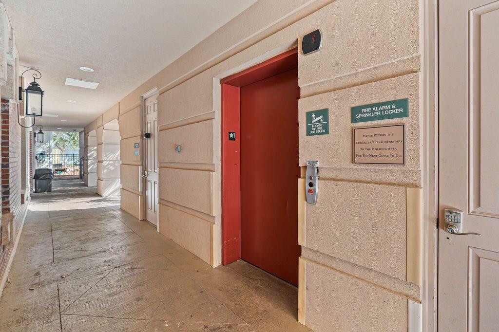 VILLAGE OF SOUTH WALTON BEACH - Residential