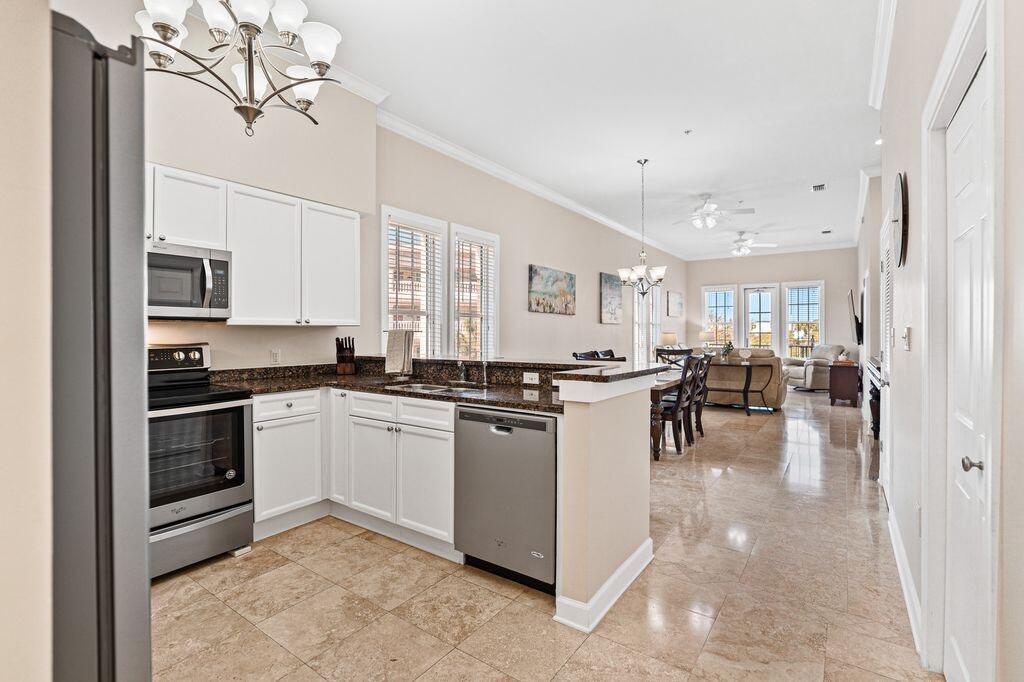 VILLAGE OF SOUTH WALTON BEACH - Residential