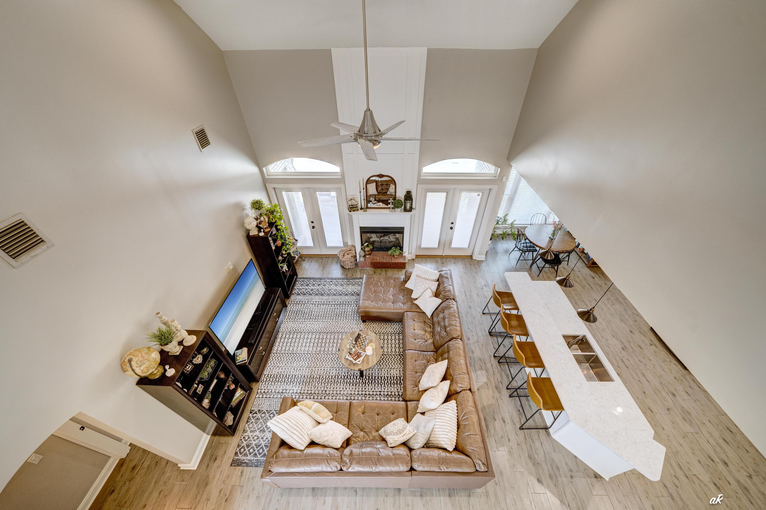 CANDLEWICK ACRES - Residential